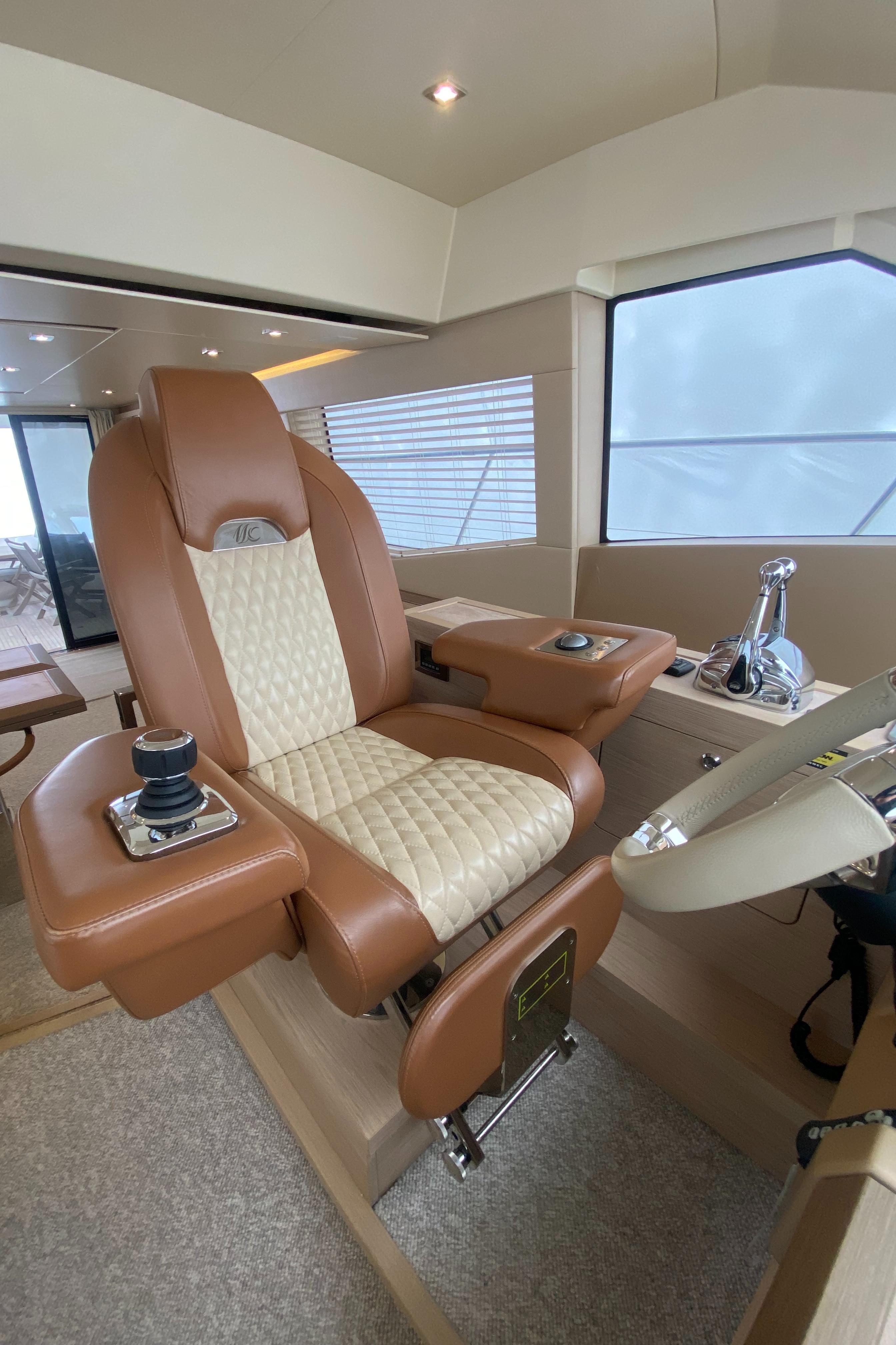 Yacht Photos Pics