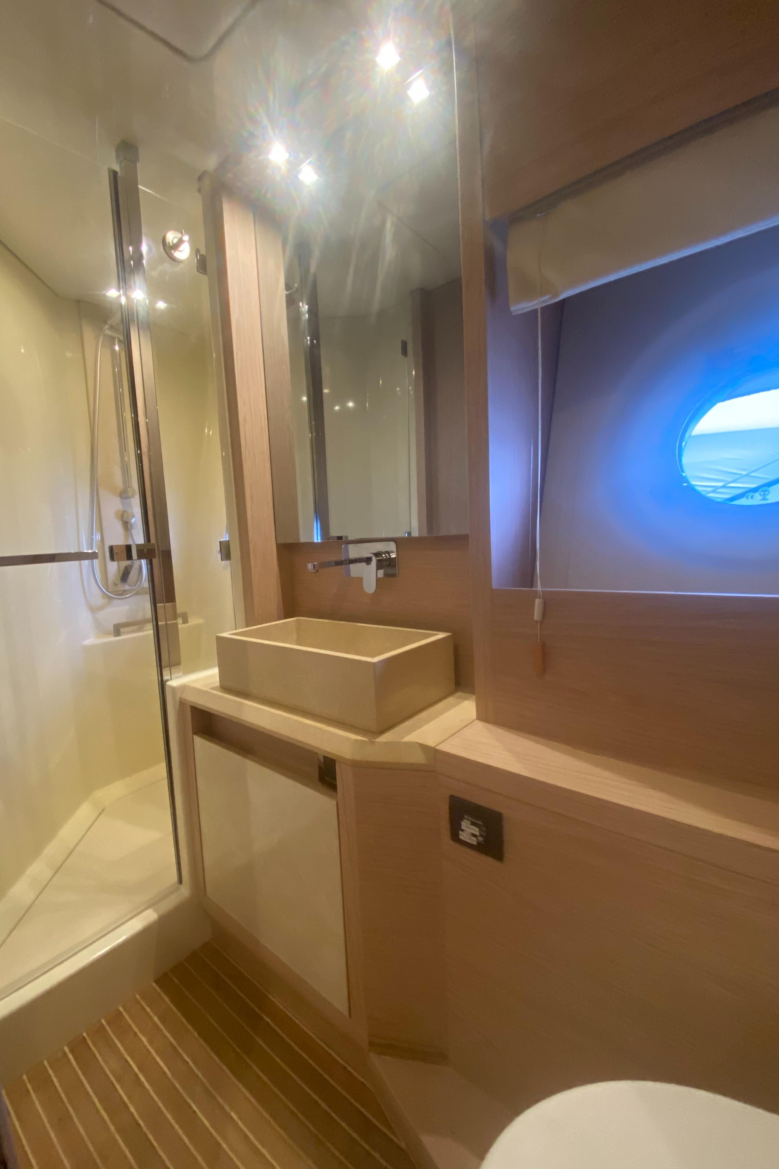 Yacht Photos Pics