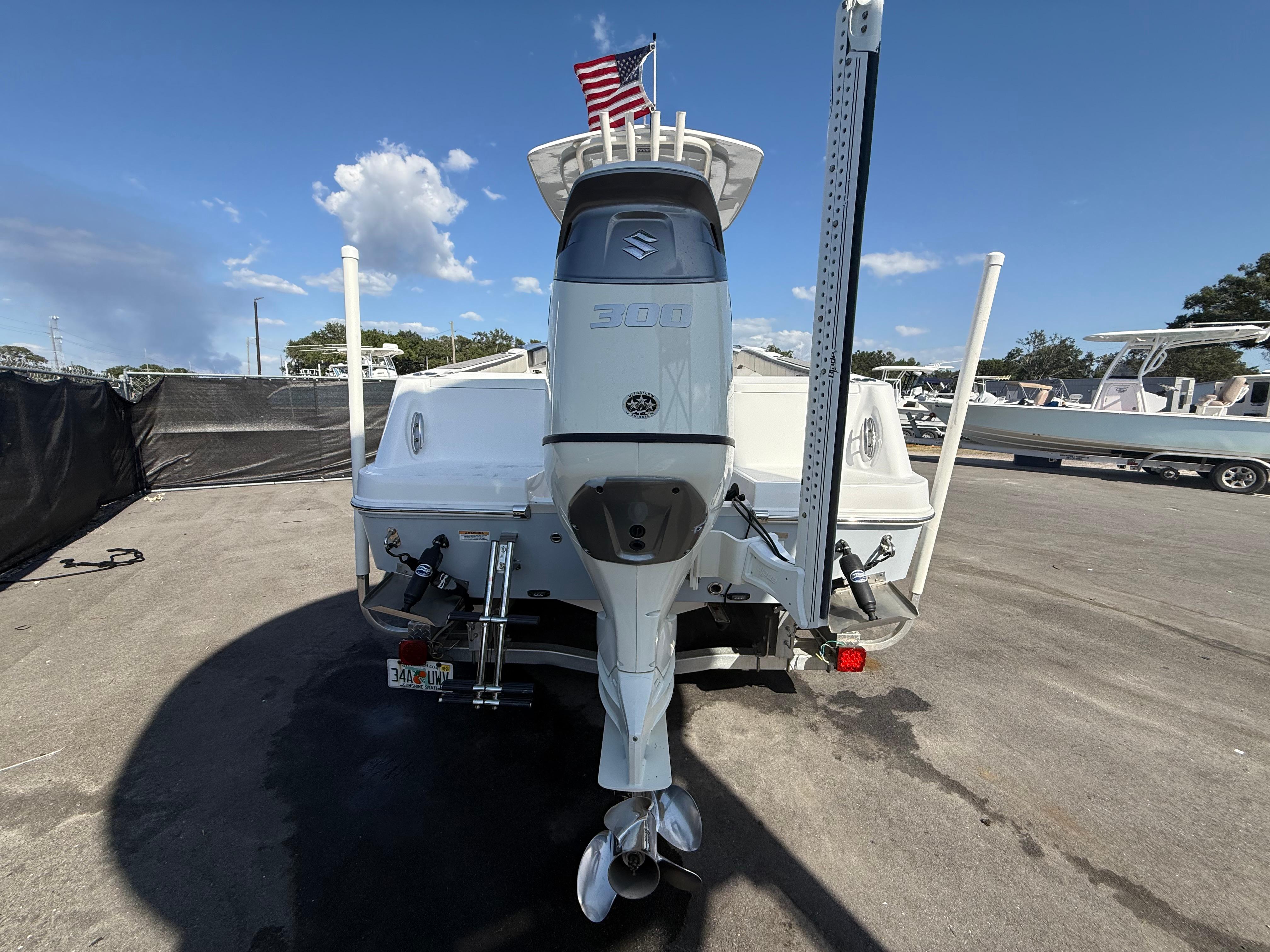 2022-aquasport-2300-center-console-power-9779110-20250502140338386-1_XLARGE