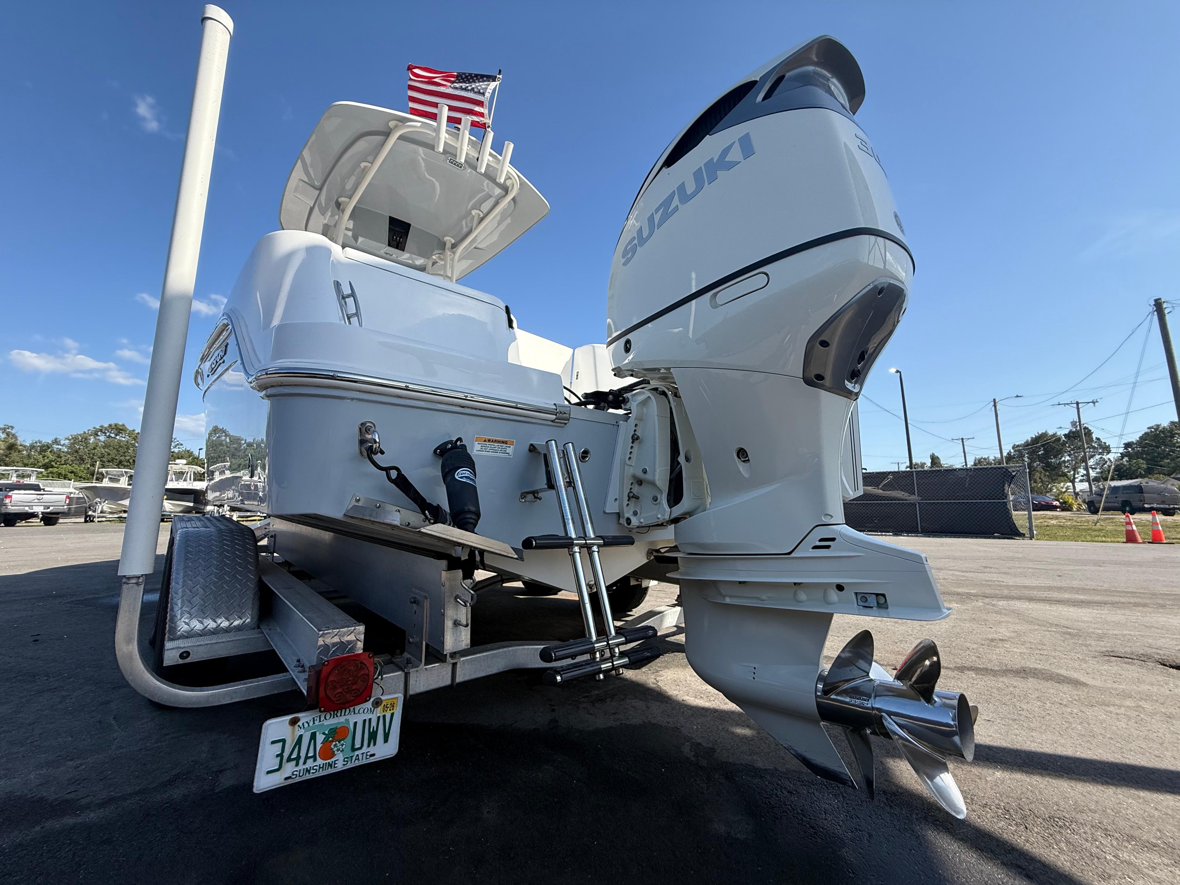 2022-aquasport-2300-center-console-power-9779110-20250502140346296-1_XLARGE