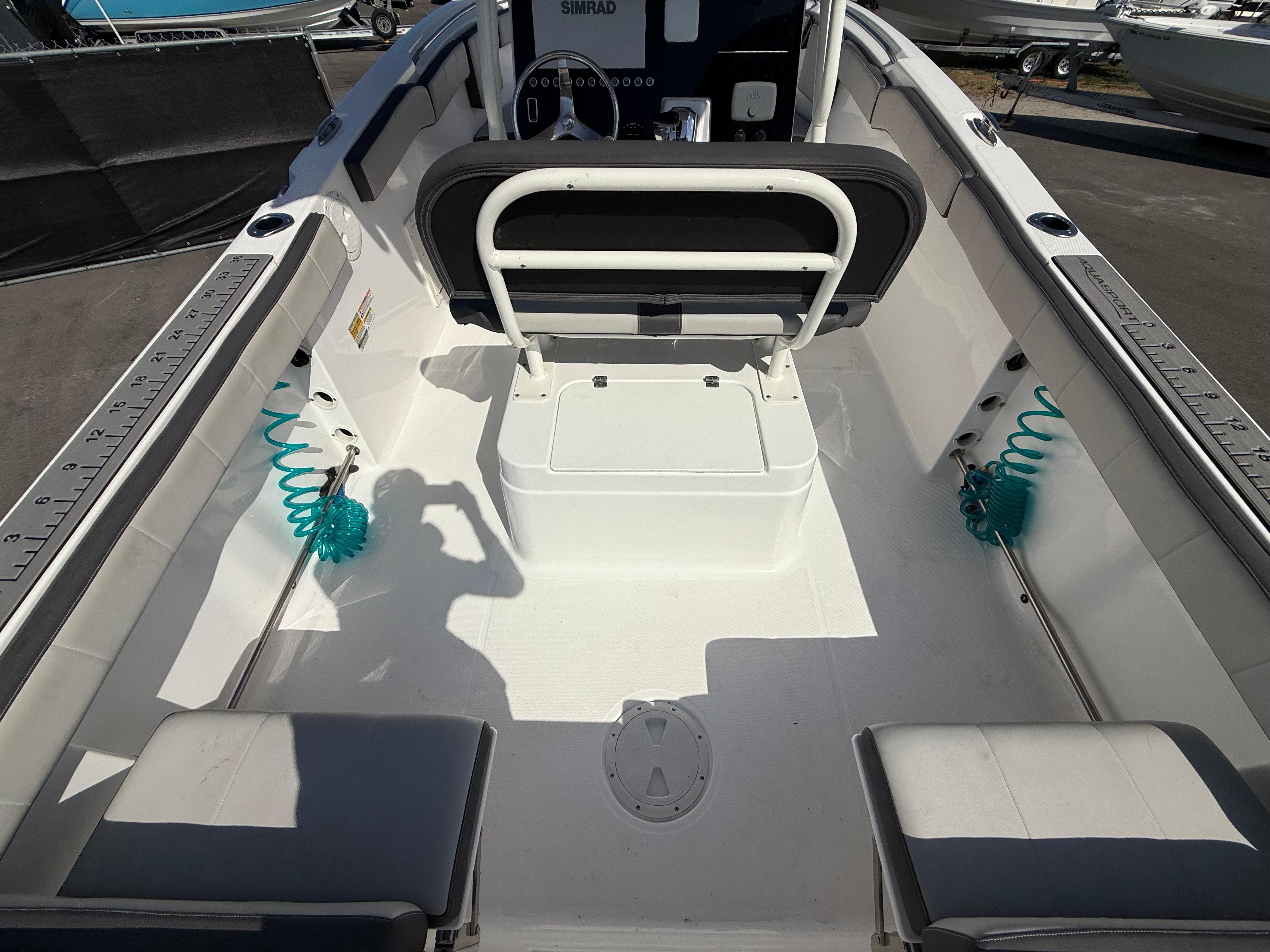 2022-aquasport-2300-center-console-power-9779110-20250502140410551-1_XLARGE