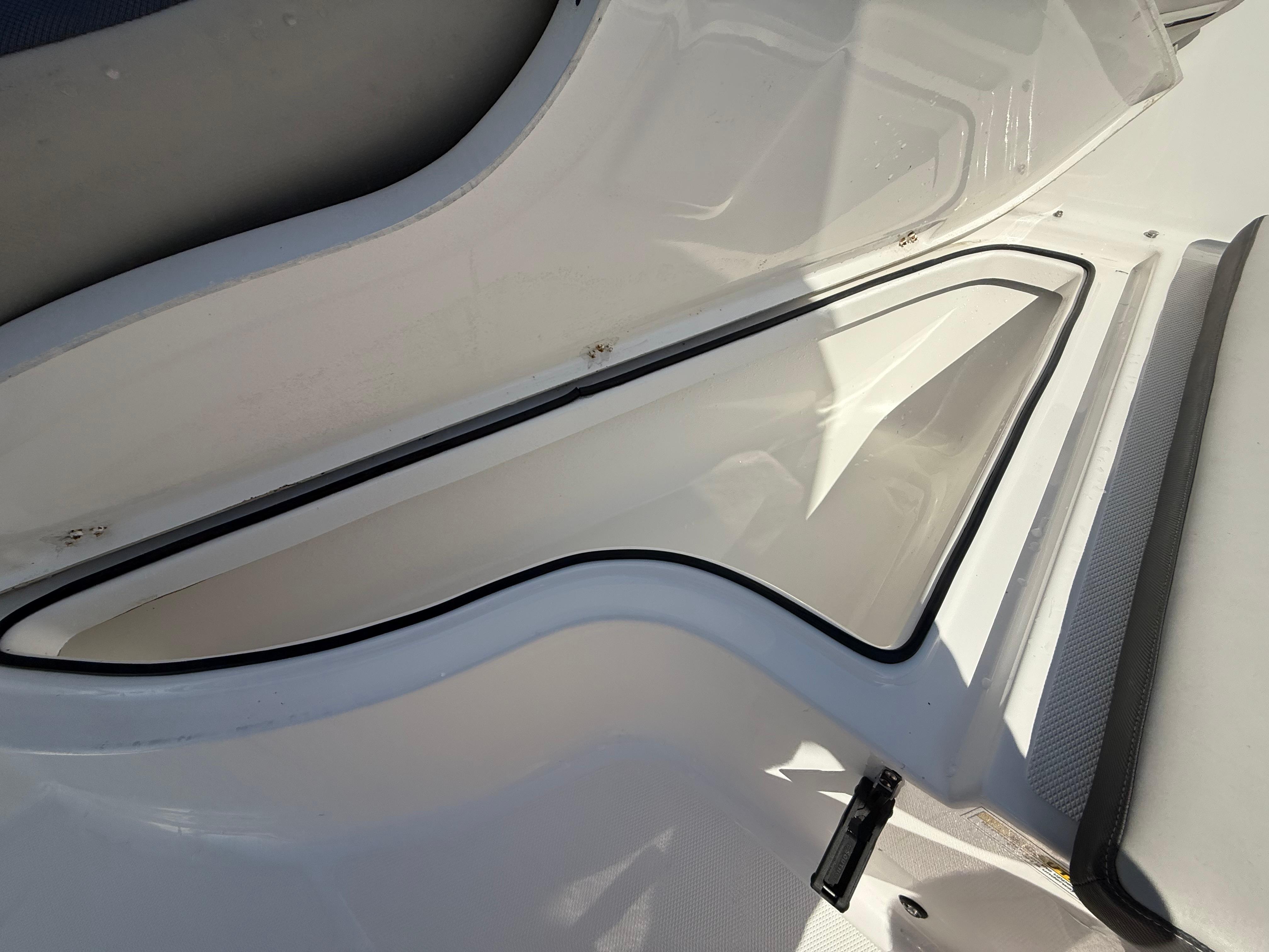 2022-aquasport-2300-center-console-power-9779110-20250502140526474-1_XLARGE