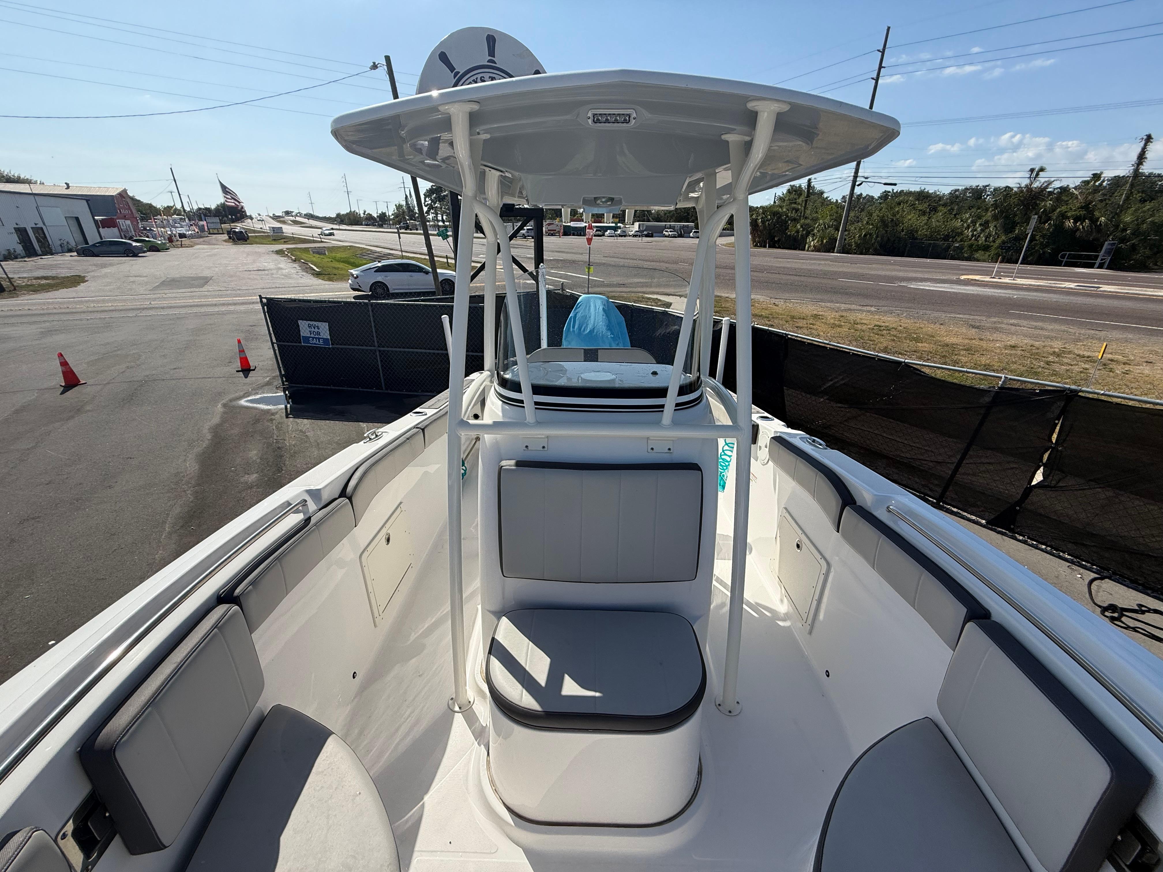 2022-aquasport-2300-center-console-power-9779110-20250502140535880-1_XLARGE