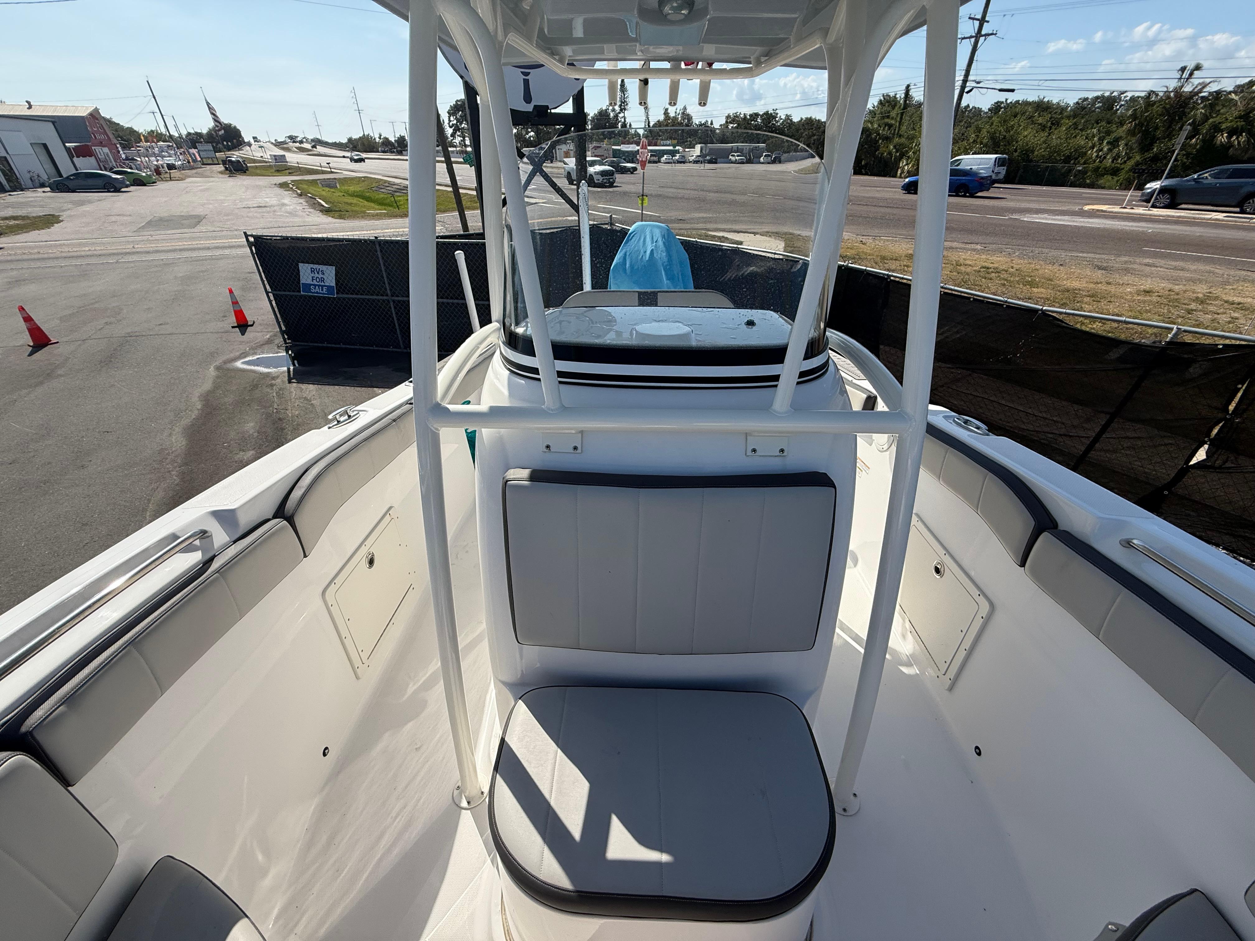 2022-aquasport-2300-center-console-power-9779110-20250502140543814-1_XLARGE