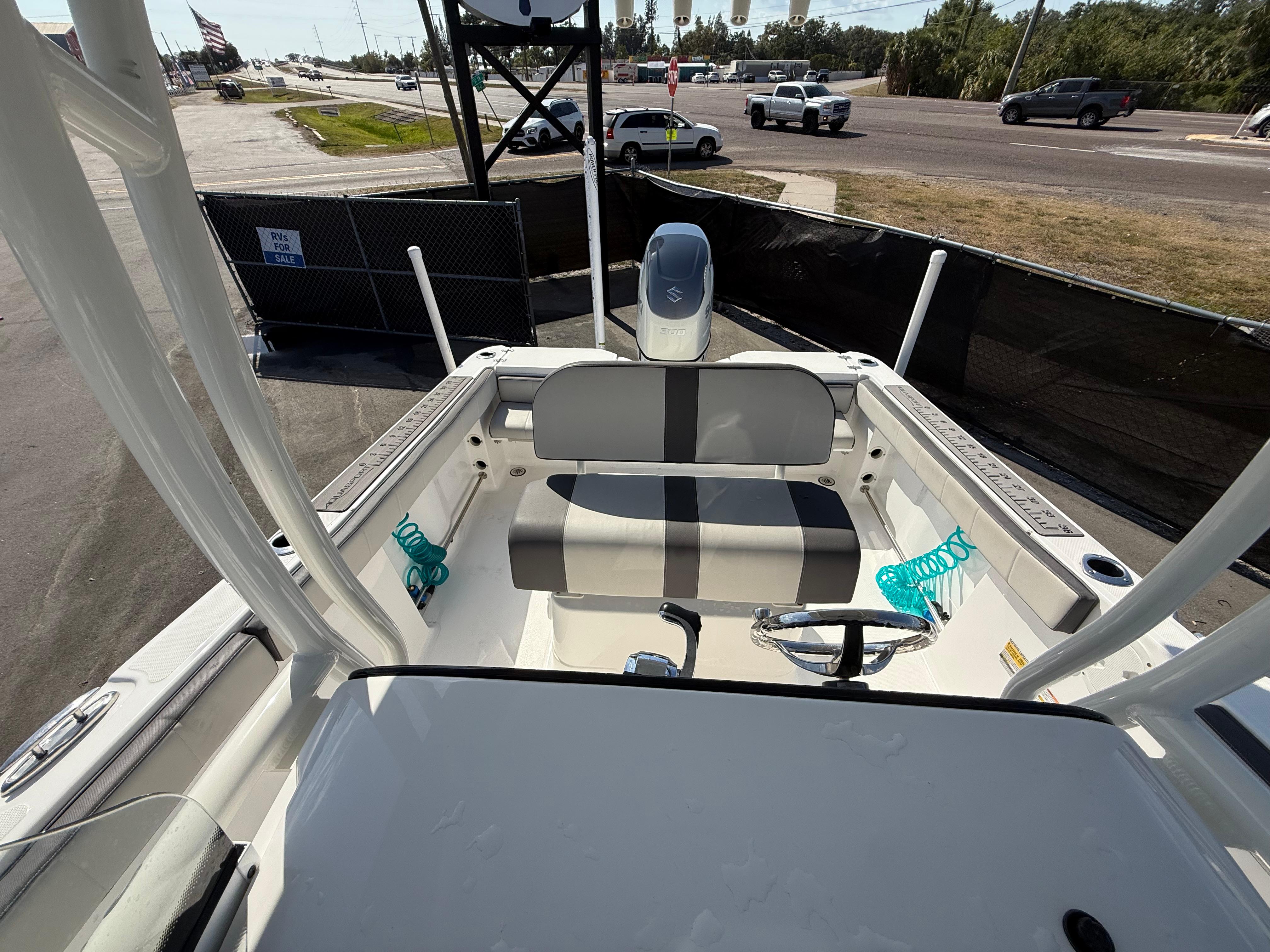 2022-aquasport-2300-center-console-power-9779110-20250502140604111-1_XLARGE