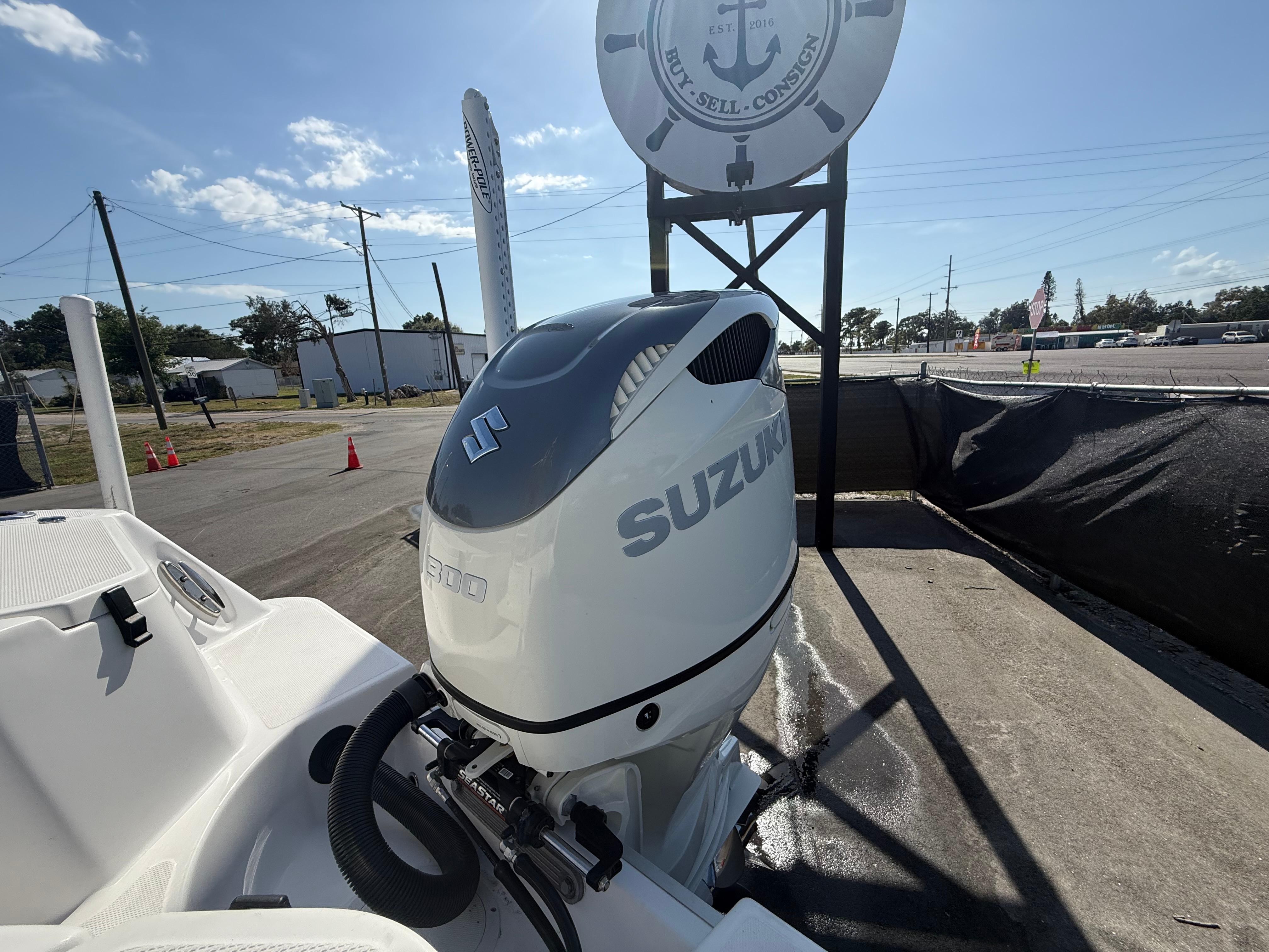 2022-aquasport-2300-center-console-power-9779110-20250502140652117-1_XLARGE