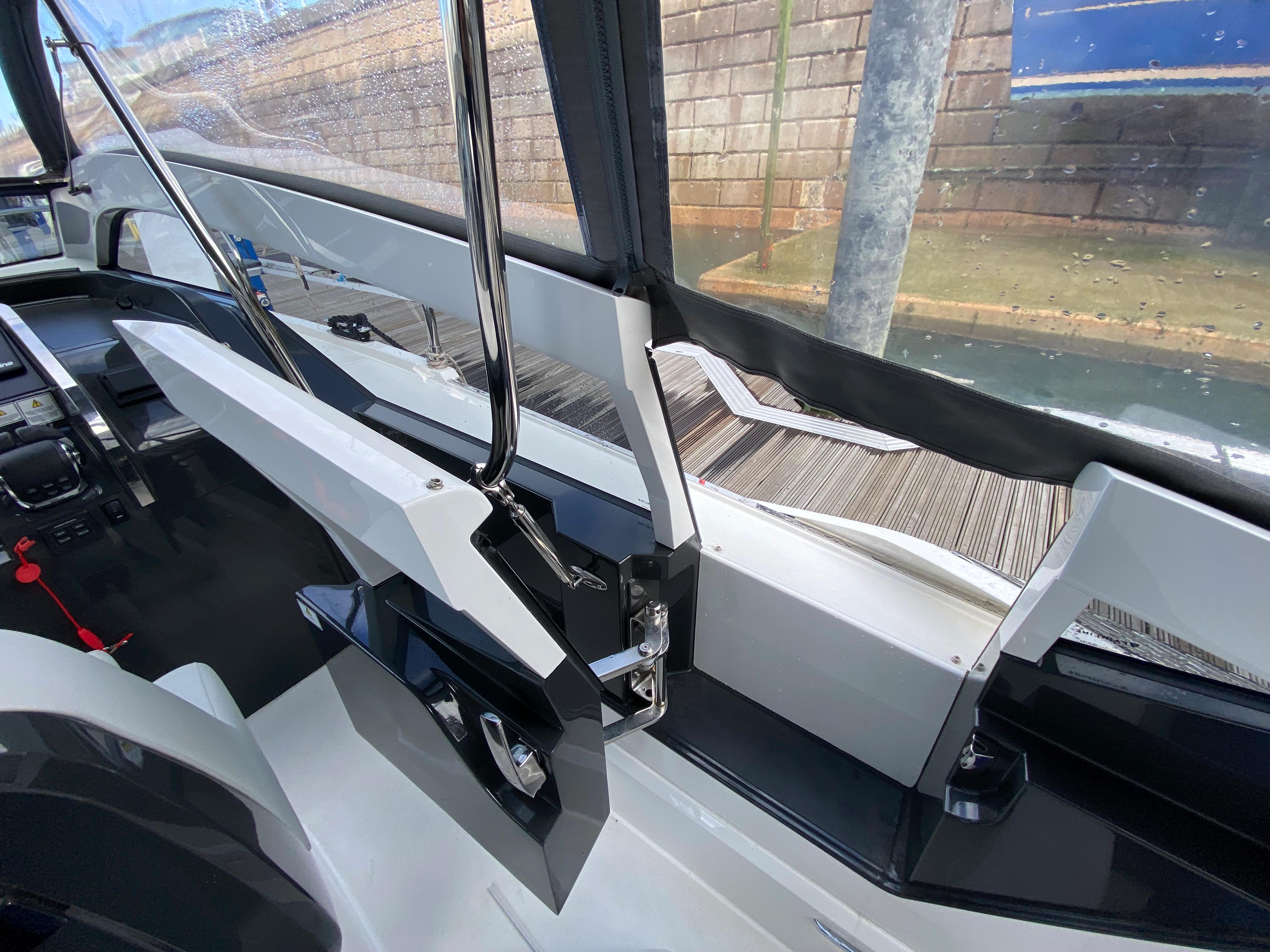 Fairline F//Line 33