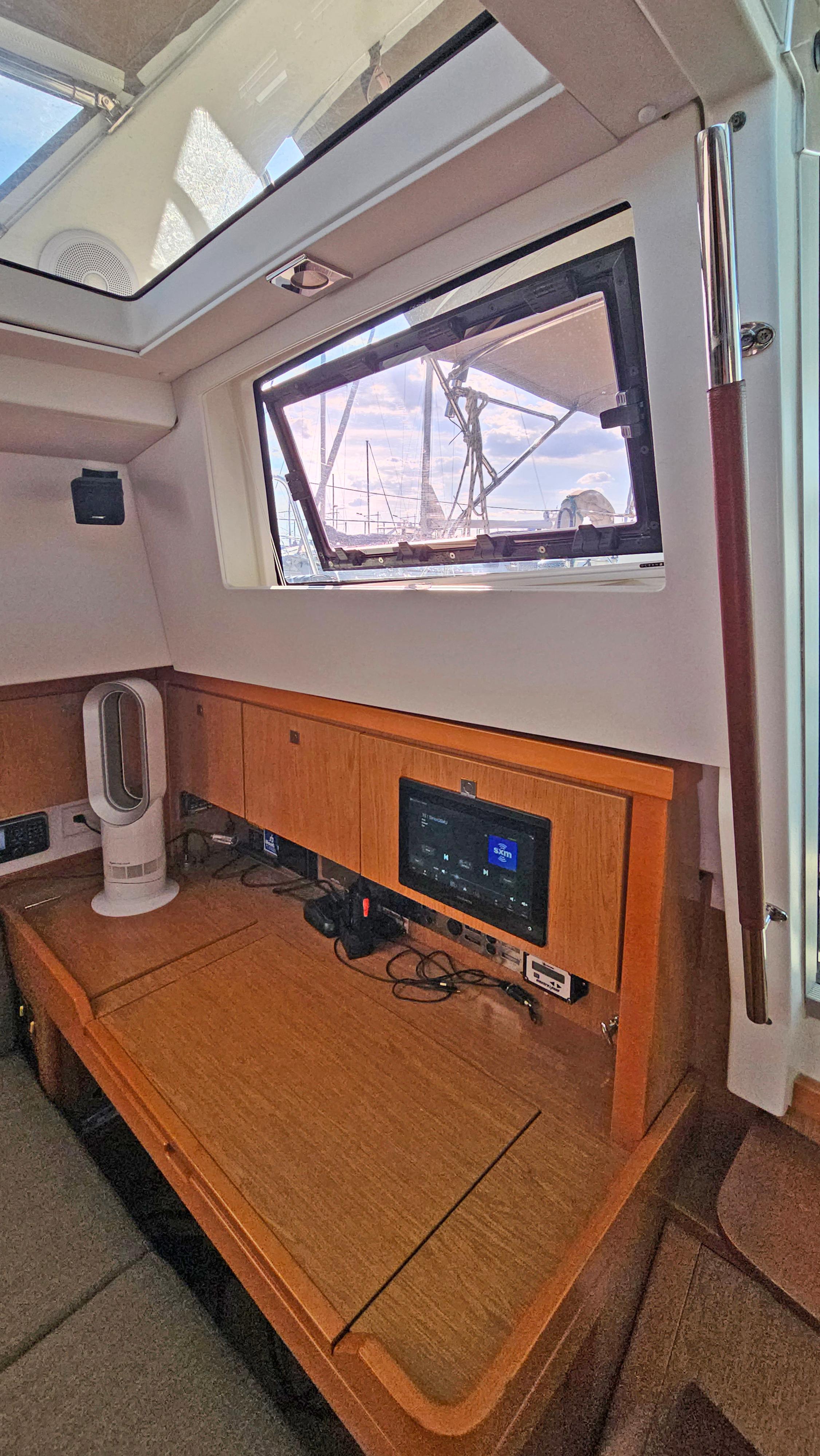 Yacht Photos Pics
