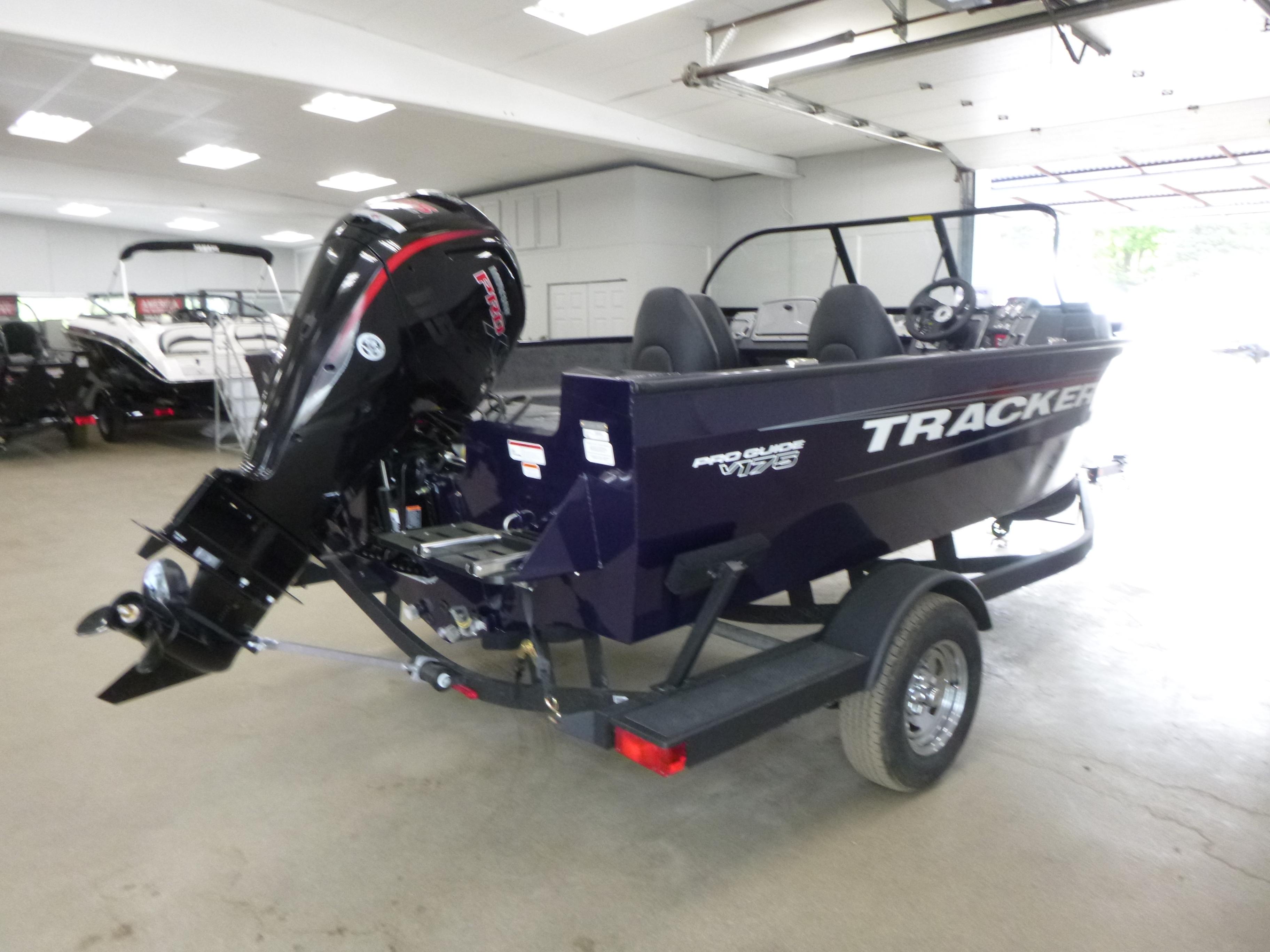 2025 Tracker Pro Guide V-175 WT Gallery