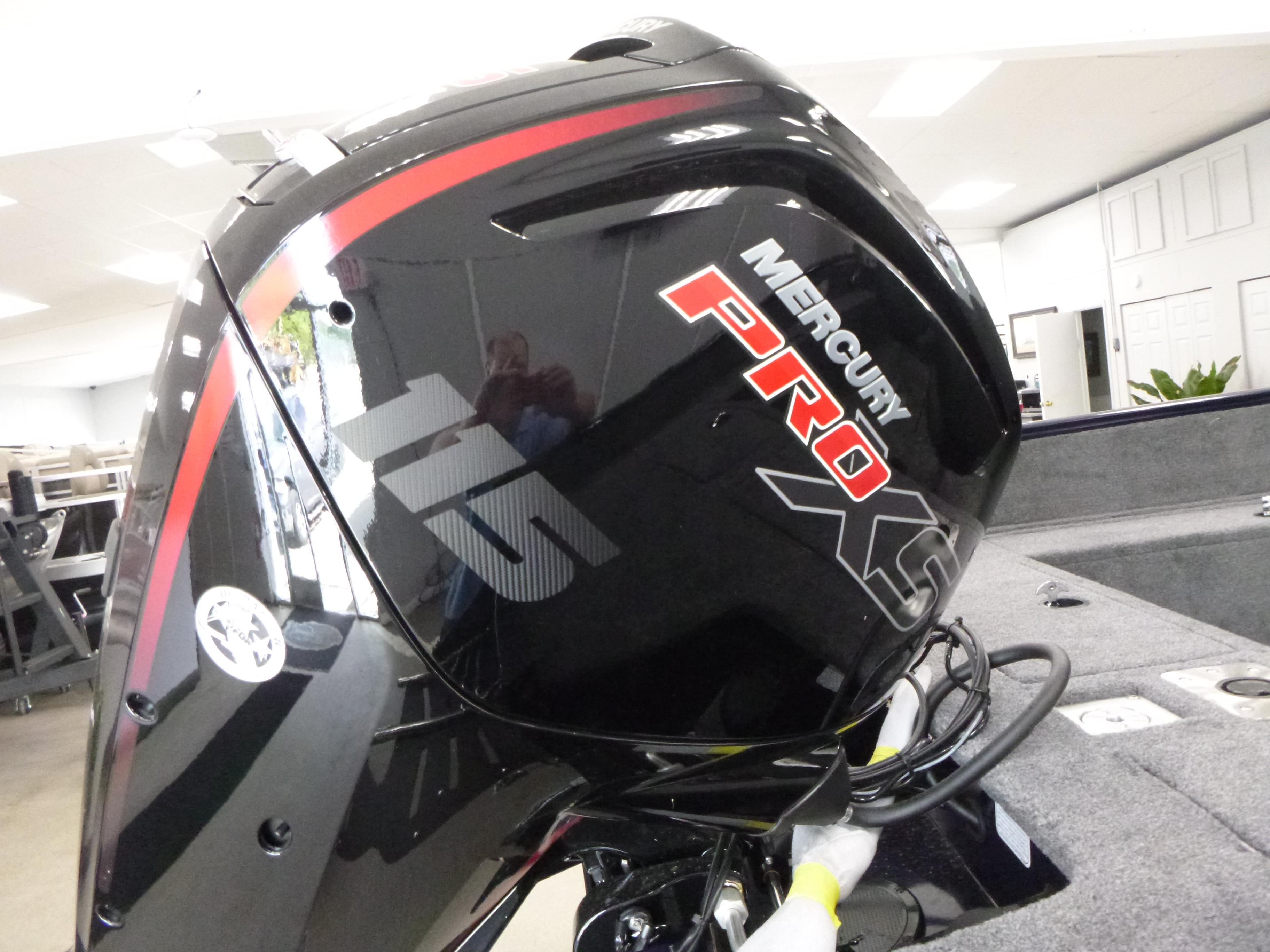 2025 Tracker Pro Guide V-175 WT Gallery
