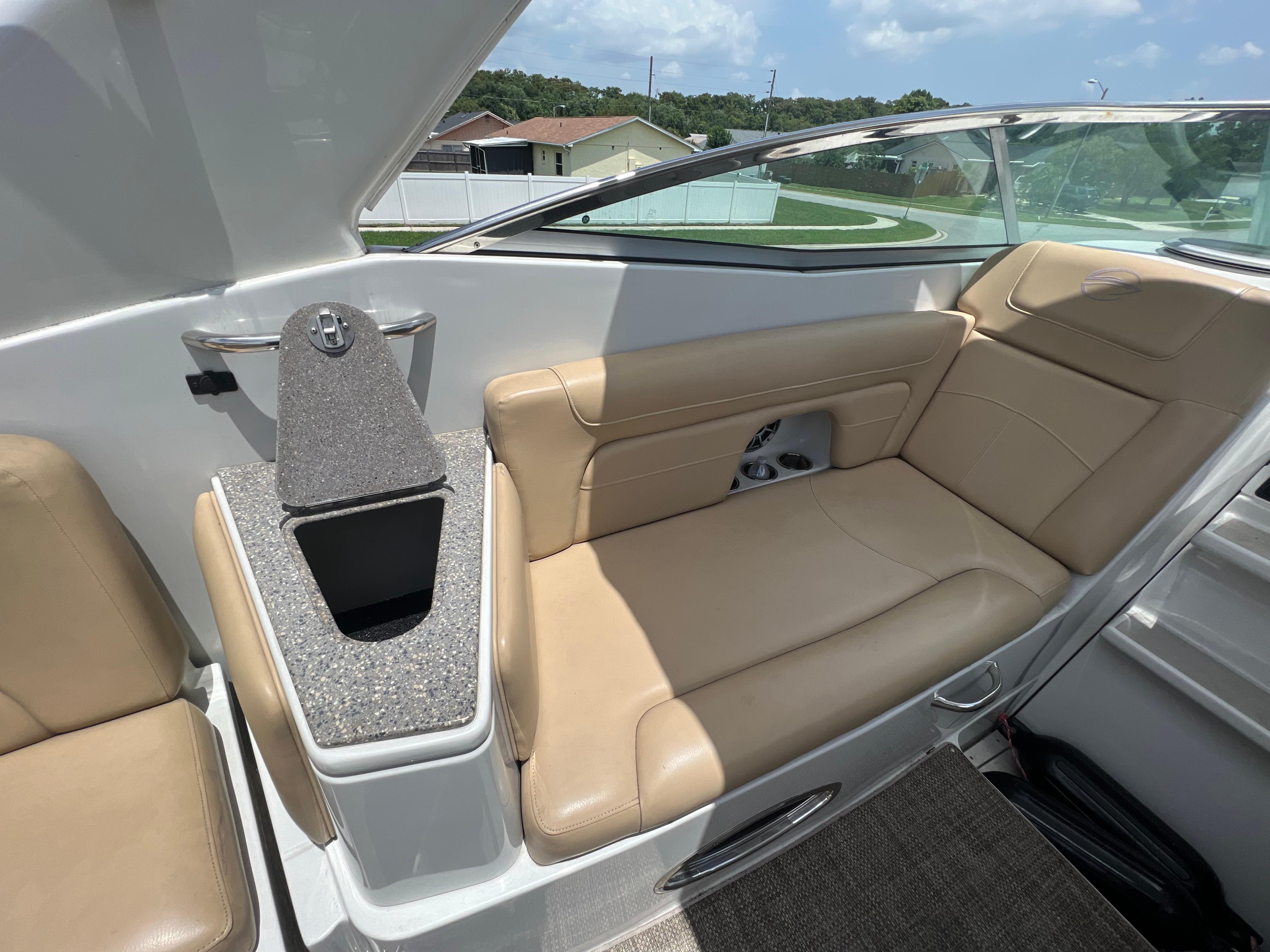 2017-crownline-294-cr-power-9819126-20250606160232780-1_XLARGE