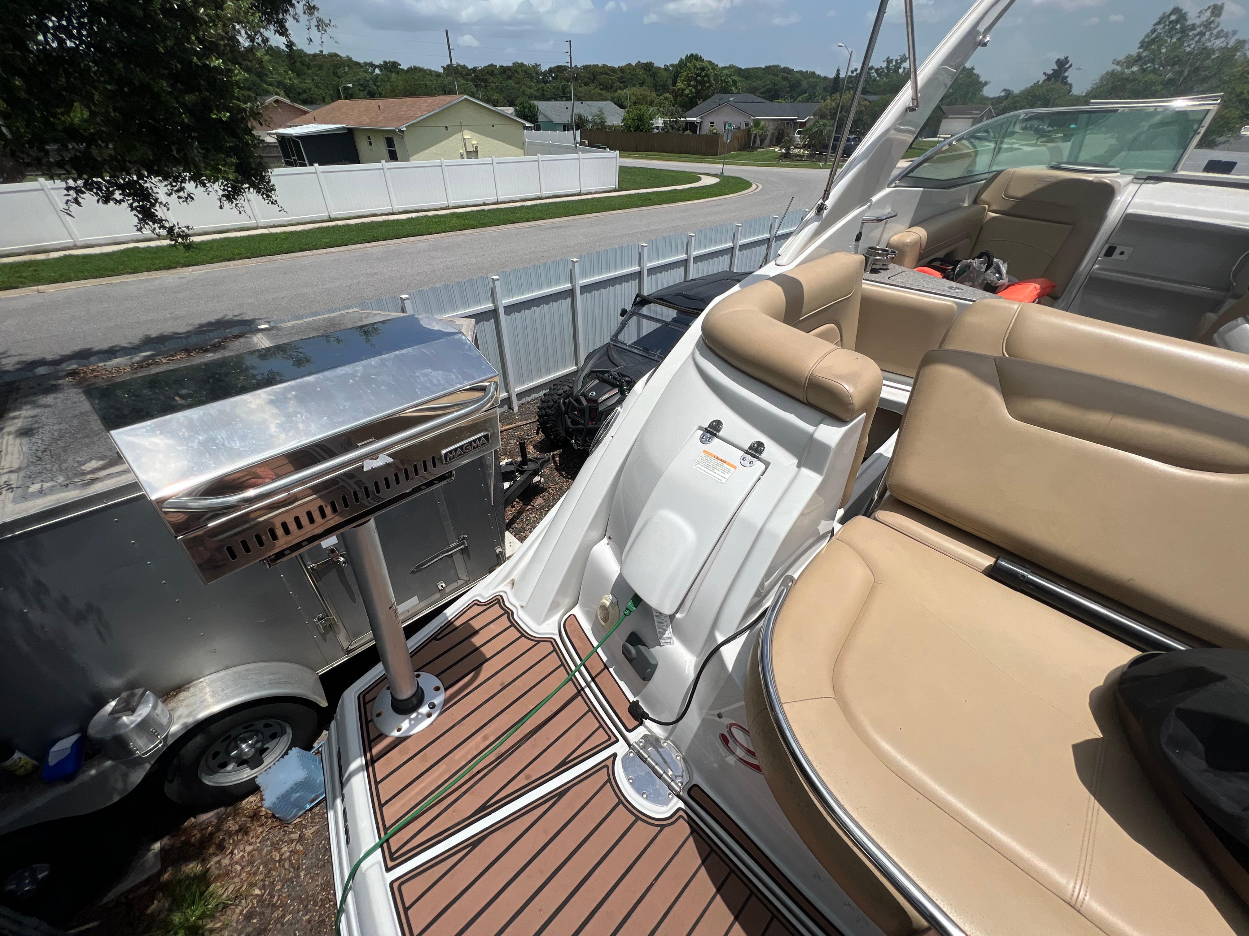 2017-crownline-294-cr-power-9819126-20250606160243959-1_XLARGE
