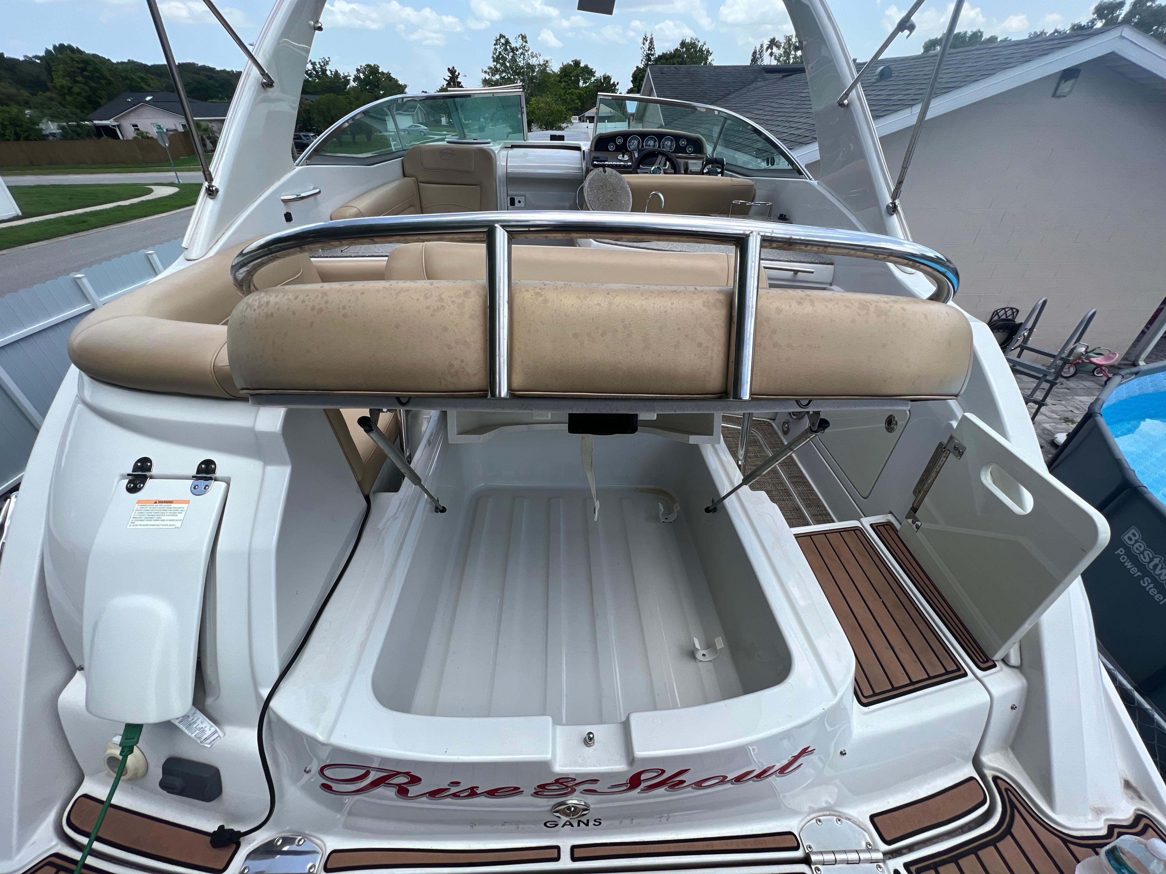 2017-crownline-294-cr-power-9819126-20250606160303111-1_XLARGE