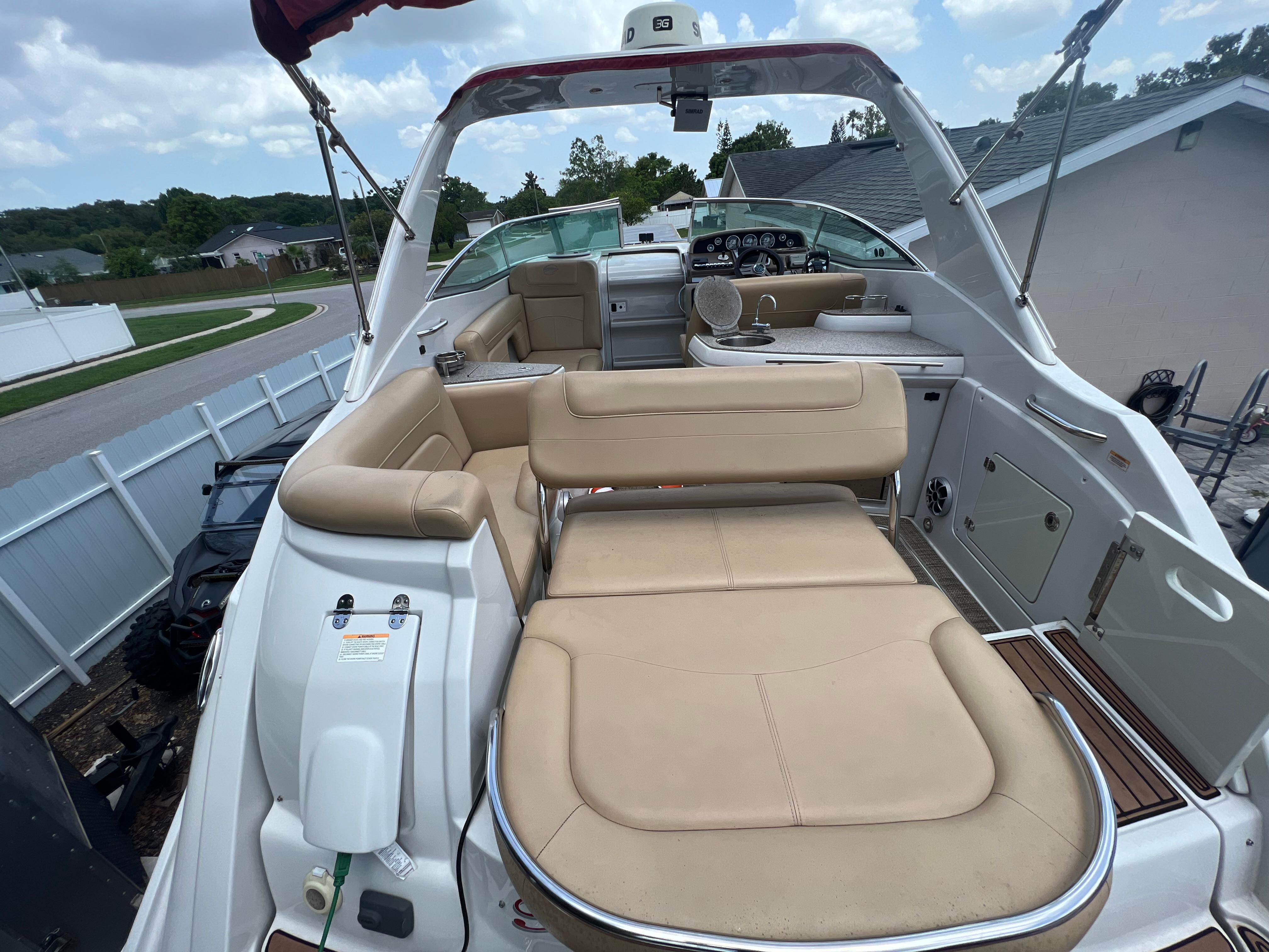 2017-crownline-294-cr-power-9819126-20250606160309034-1_XLARGE