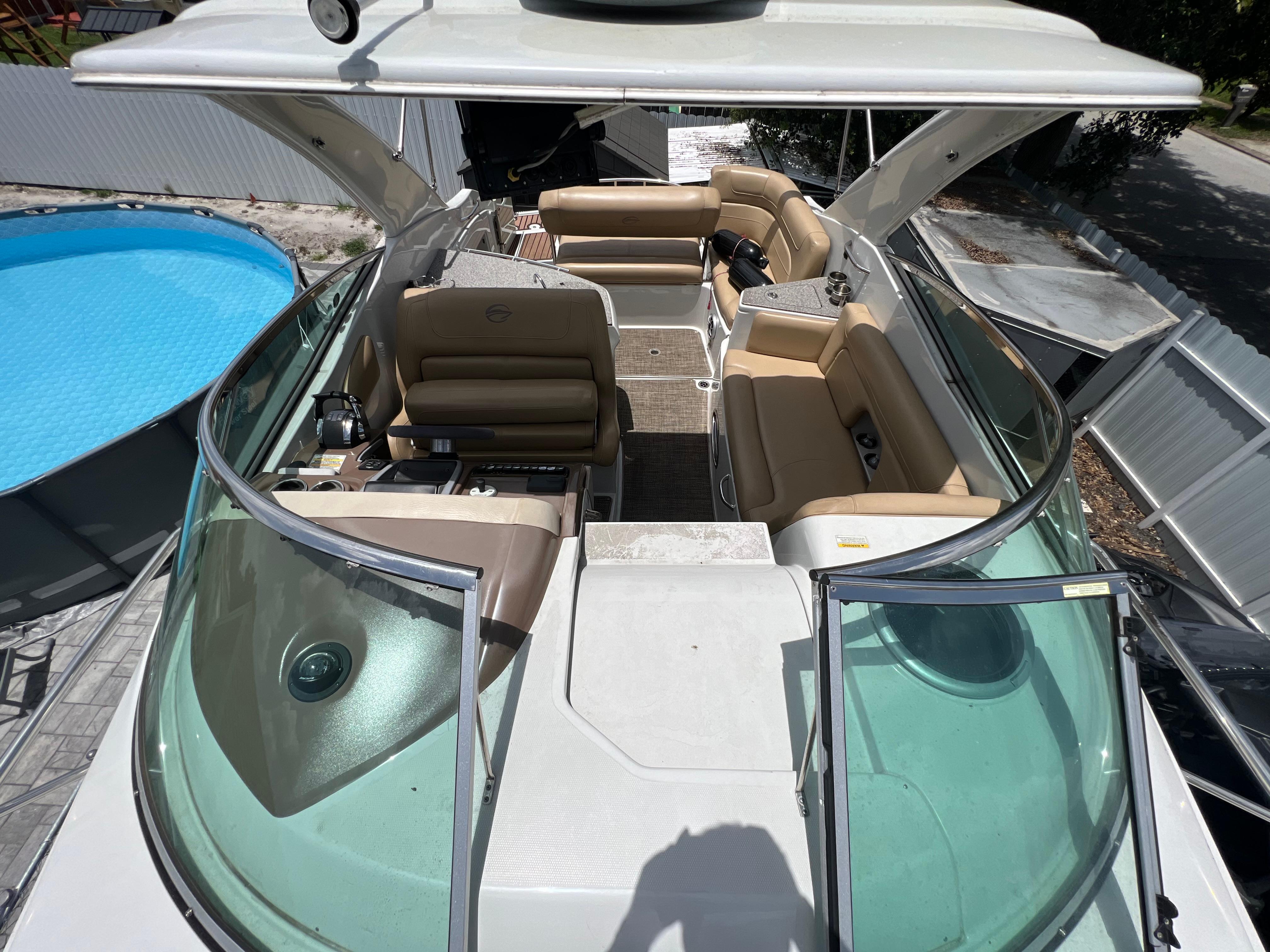 2017-crownline-294-cr-power-9819126-20250606160344203-1_XLARGE