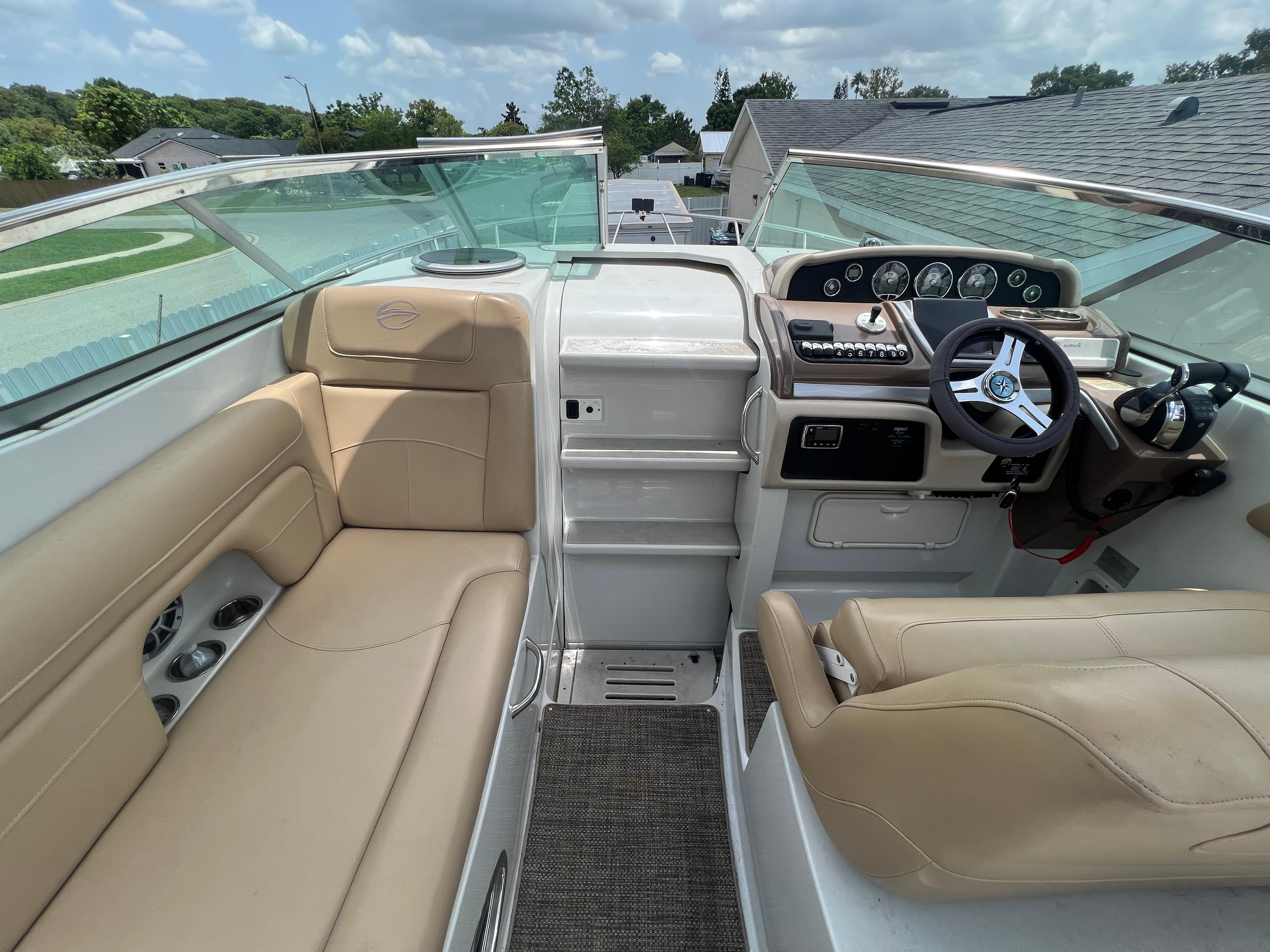 2017-crownline-294-cr-power-9819126-20250606160554476-1_XLARGE