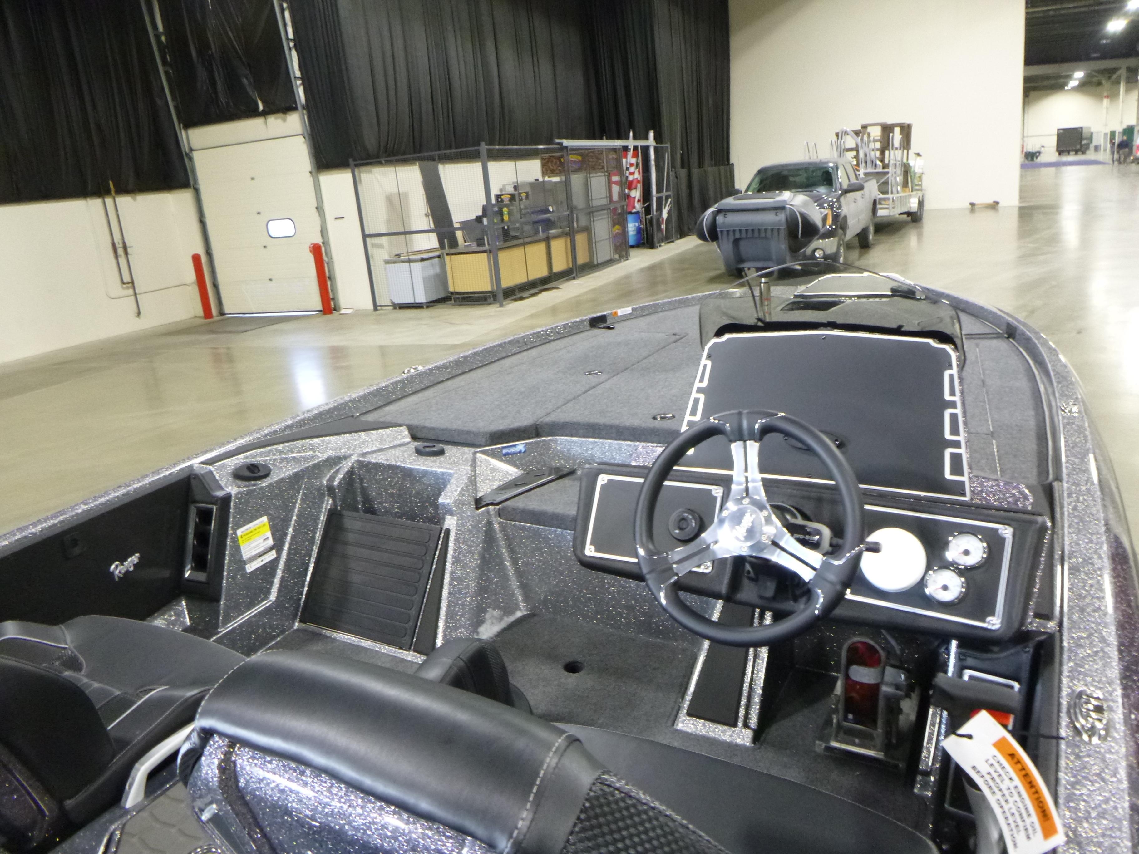 2025 Ranger Z520 Gallery