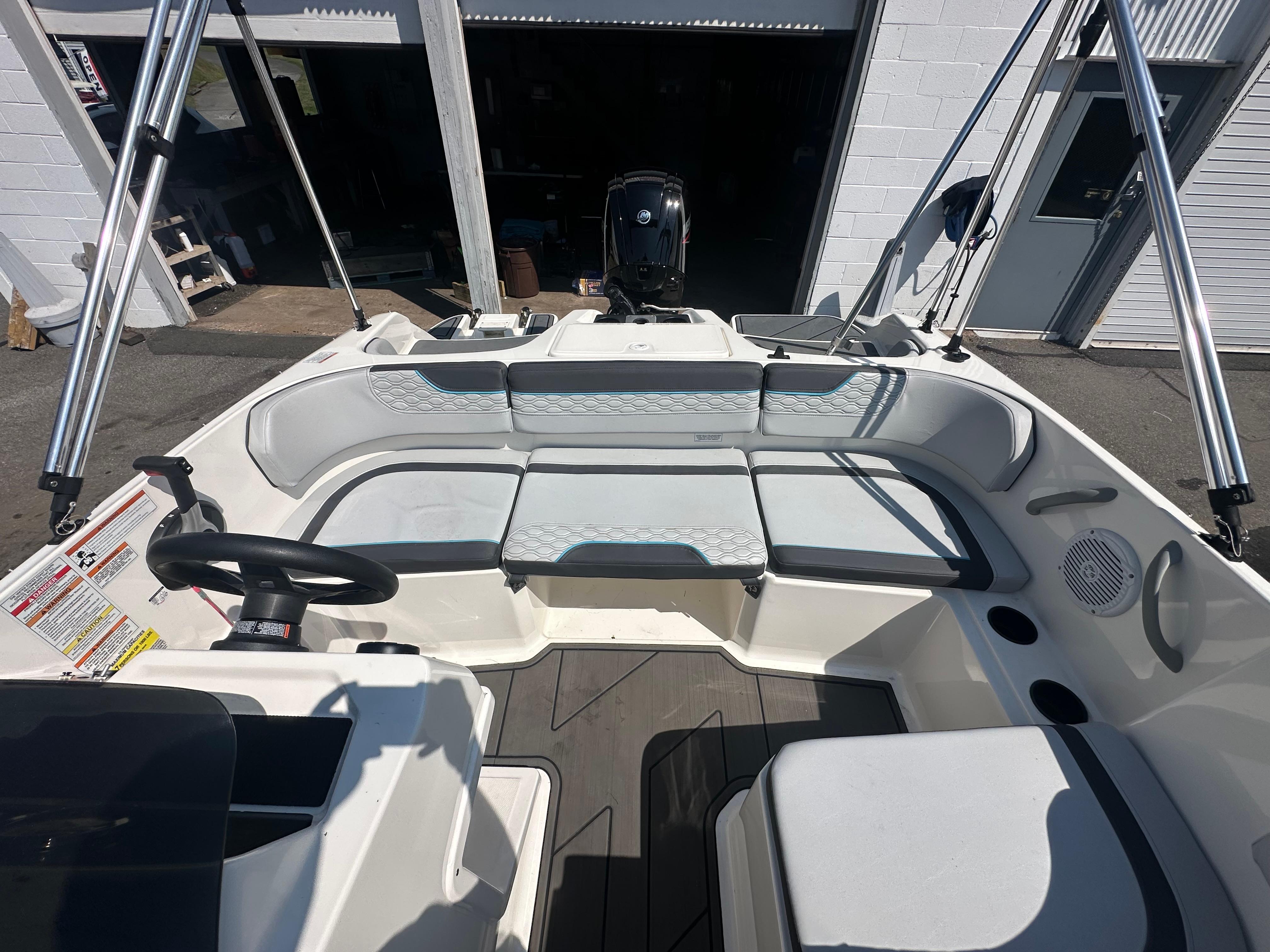 2022 Bayliner Element M17-11