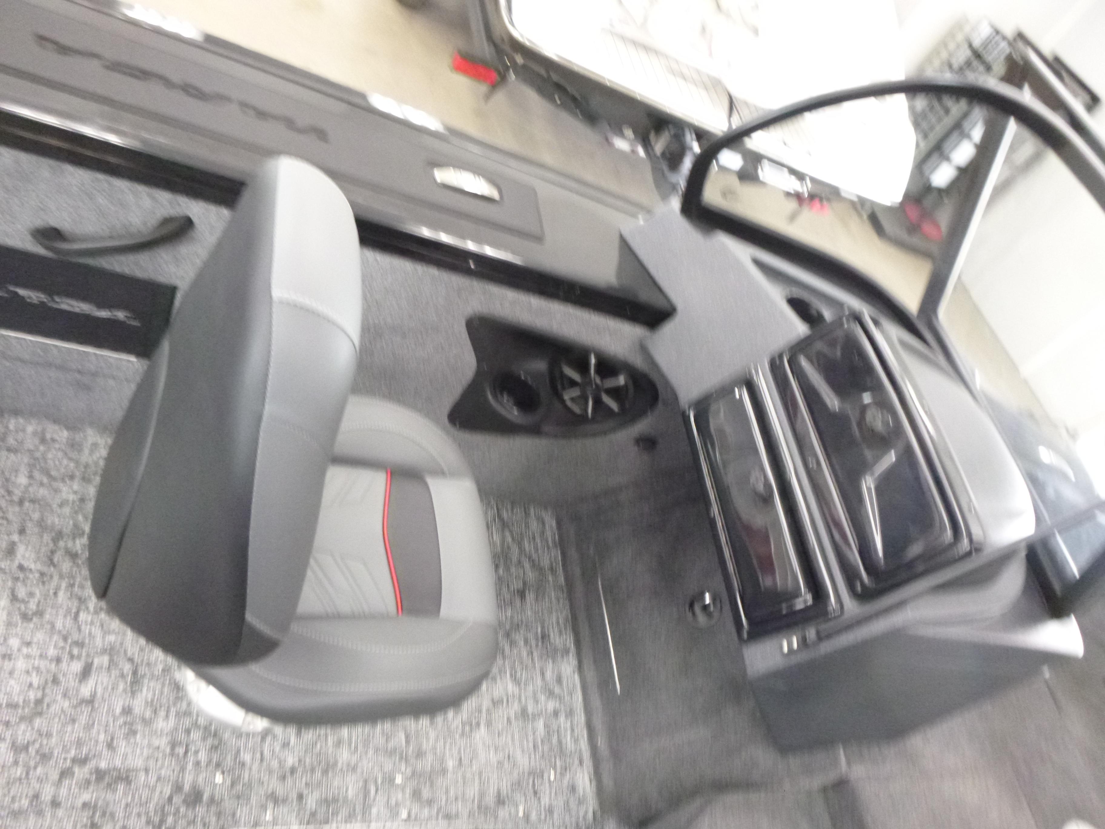 2025 Tracker Targa V-18 WT Gallery