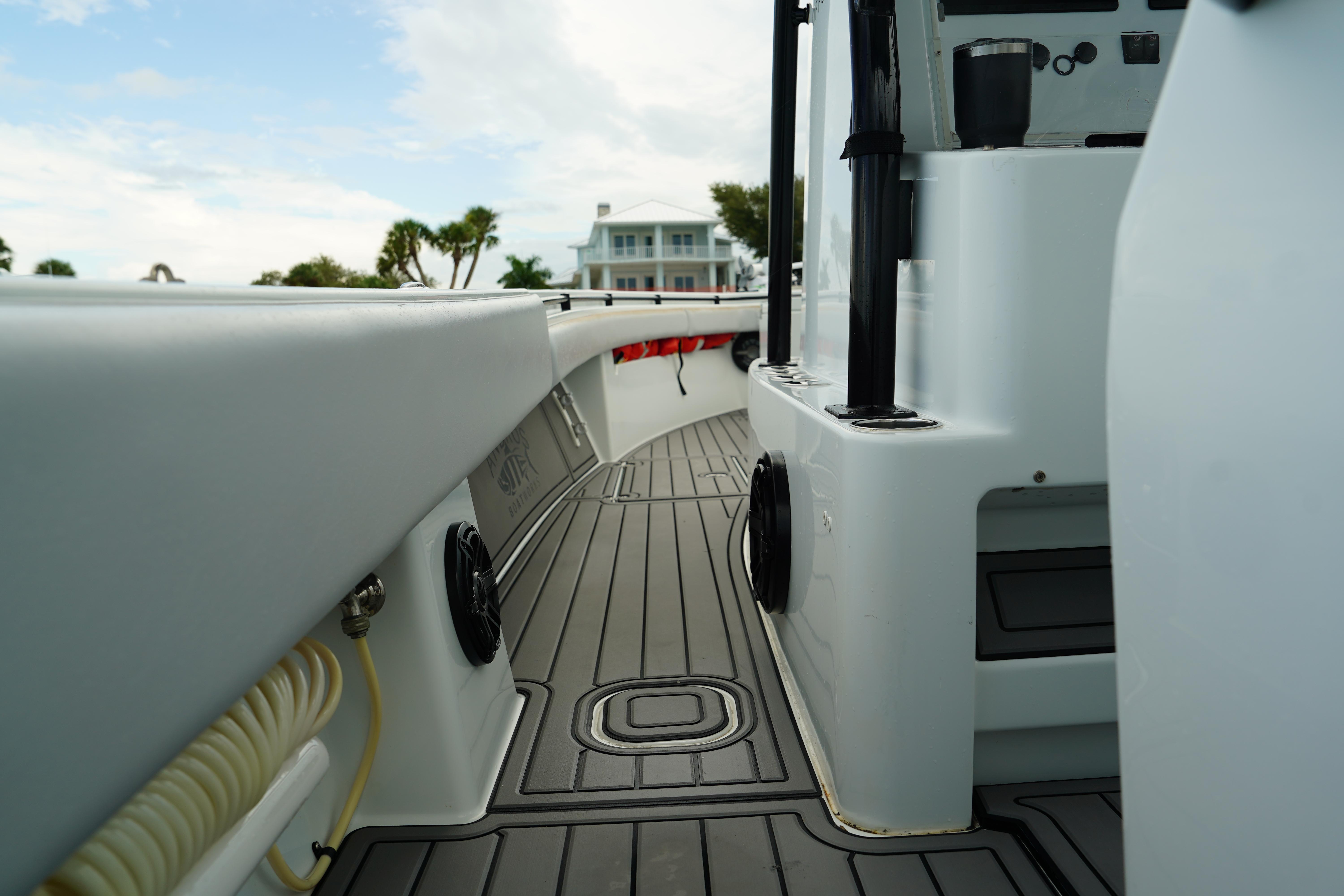 Andros-32 Offshore 2023 -FL-US-9519133 | Thumbnail