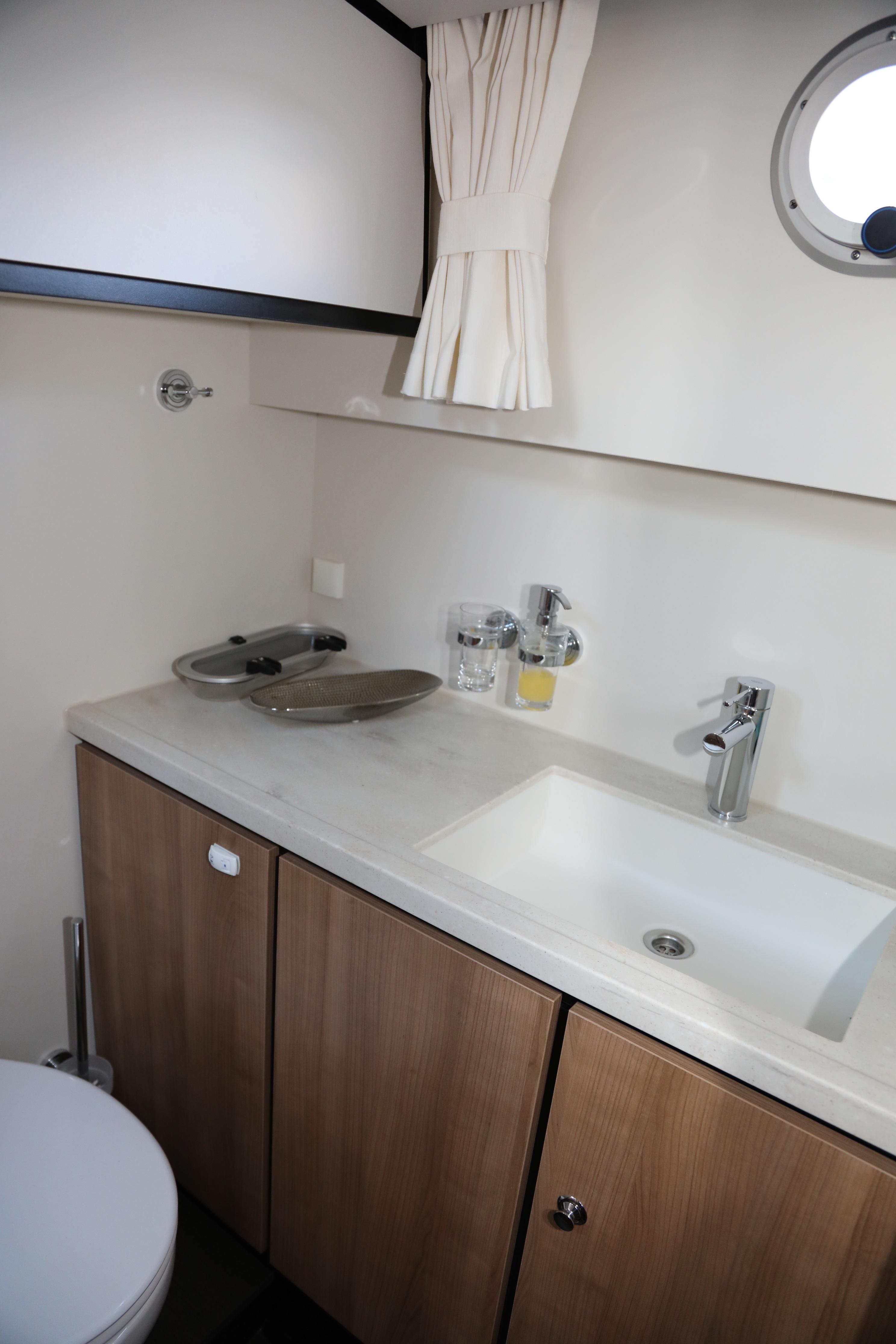 Bathroom interior of 2022 Linssen Grand Sturdy 35.0 AC INTERO yacht.