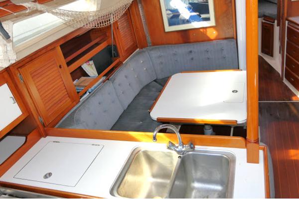 36' Catalina, Listing Number 100915230, Image No. 2
