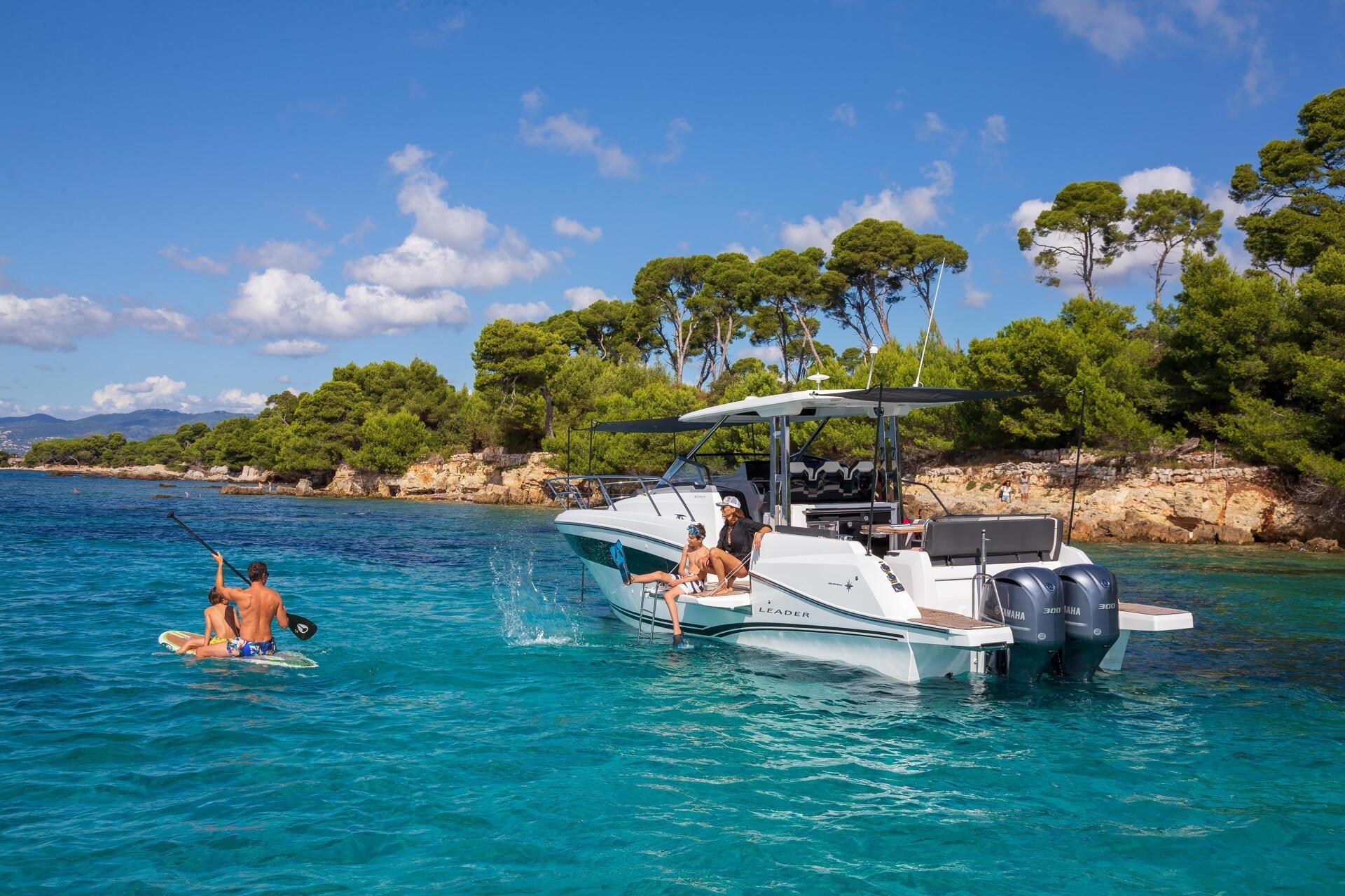 2027 Jeanneau Leader 10.5 WA-2