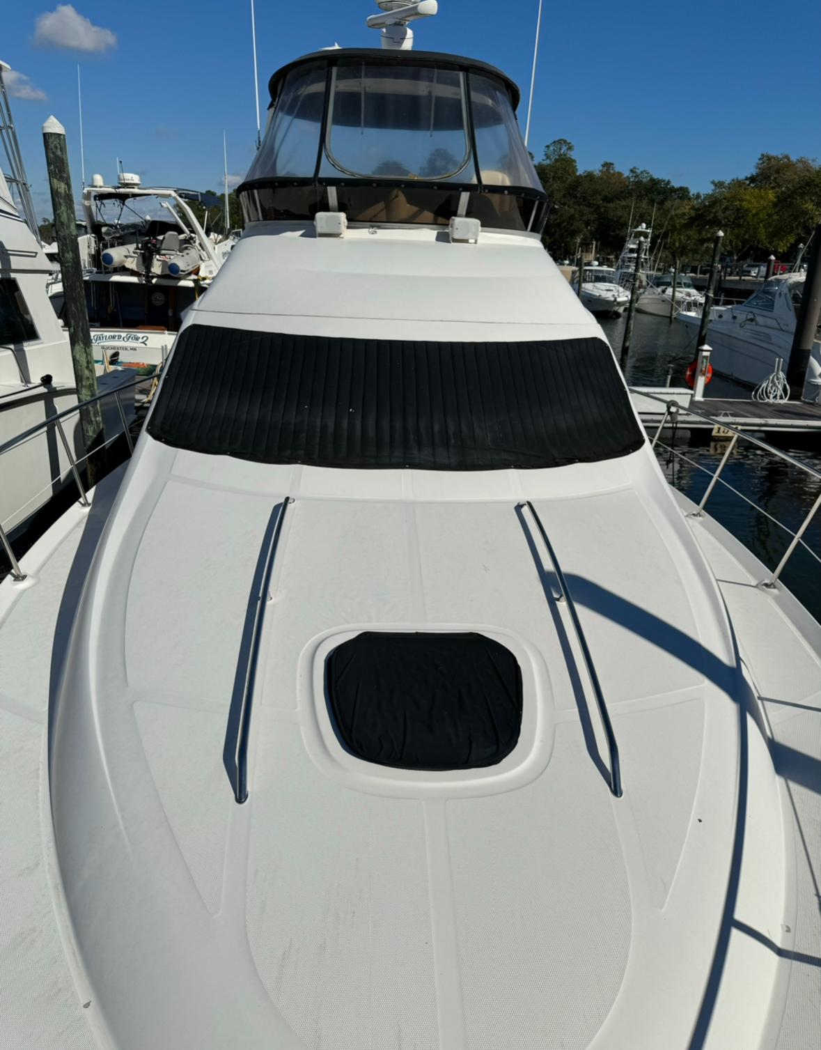 2005 Sea Ray 420 Sedan Bridge