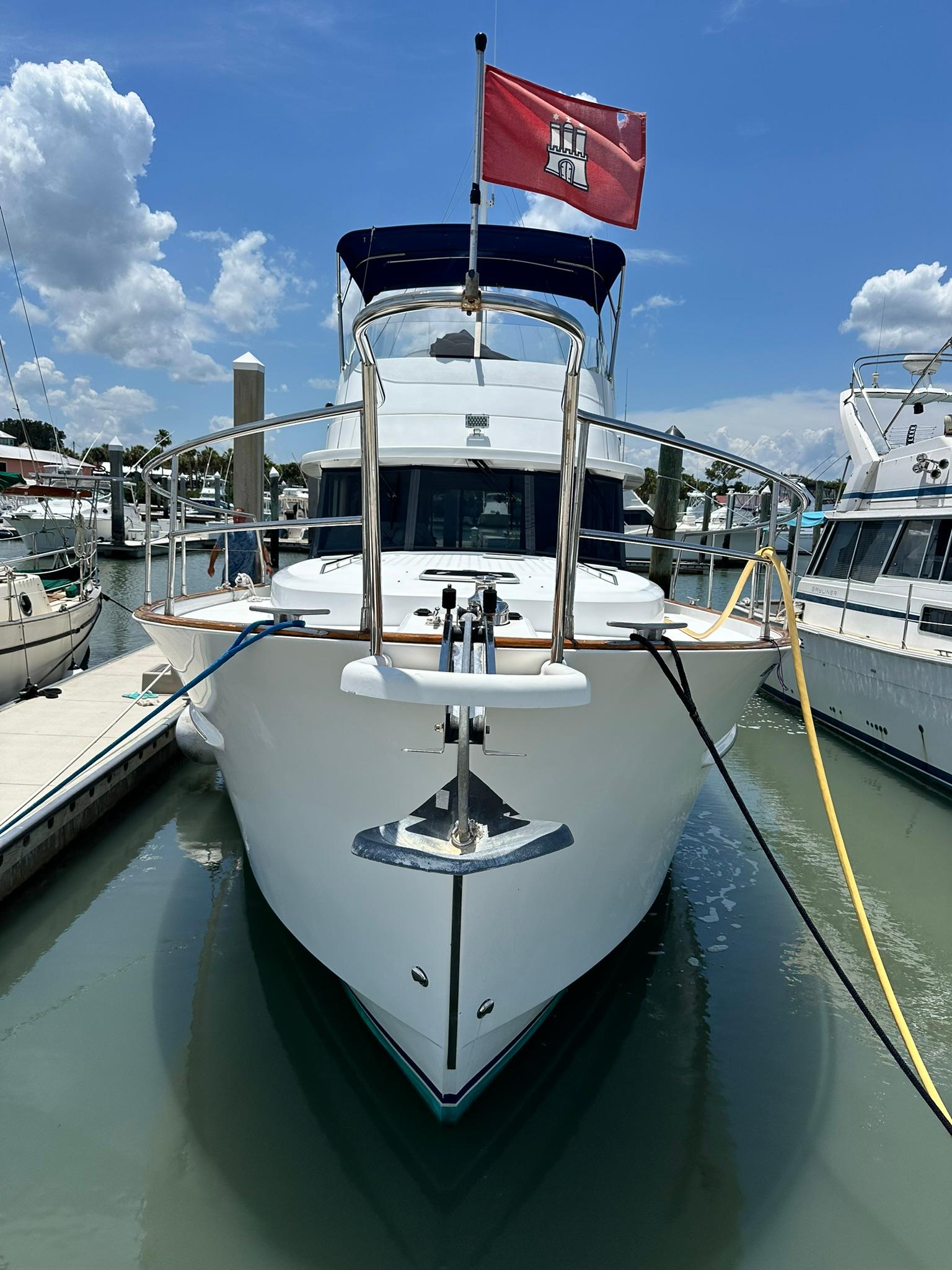 Yacht Photos Pics