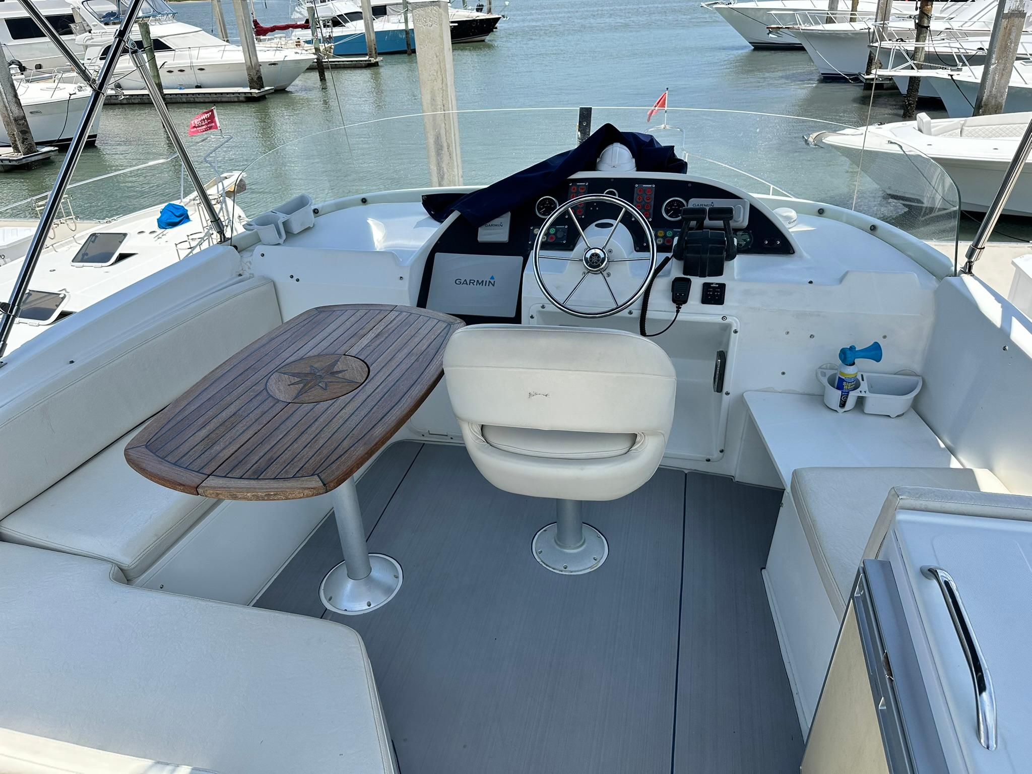 Yacht Photos Pics