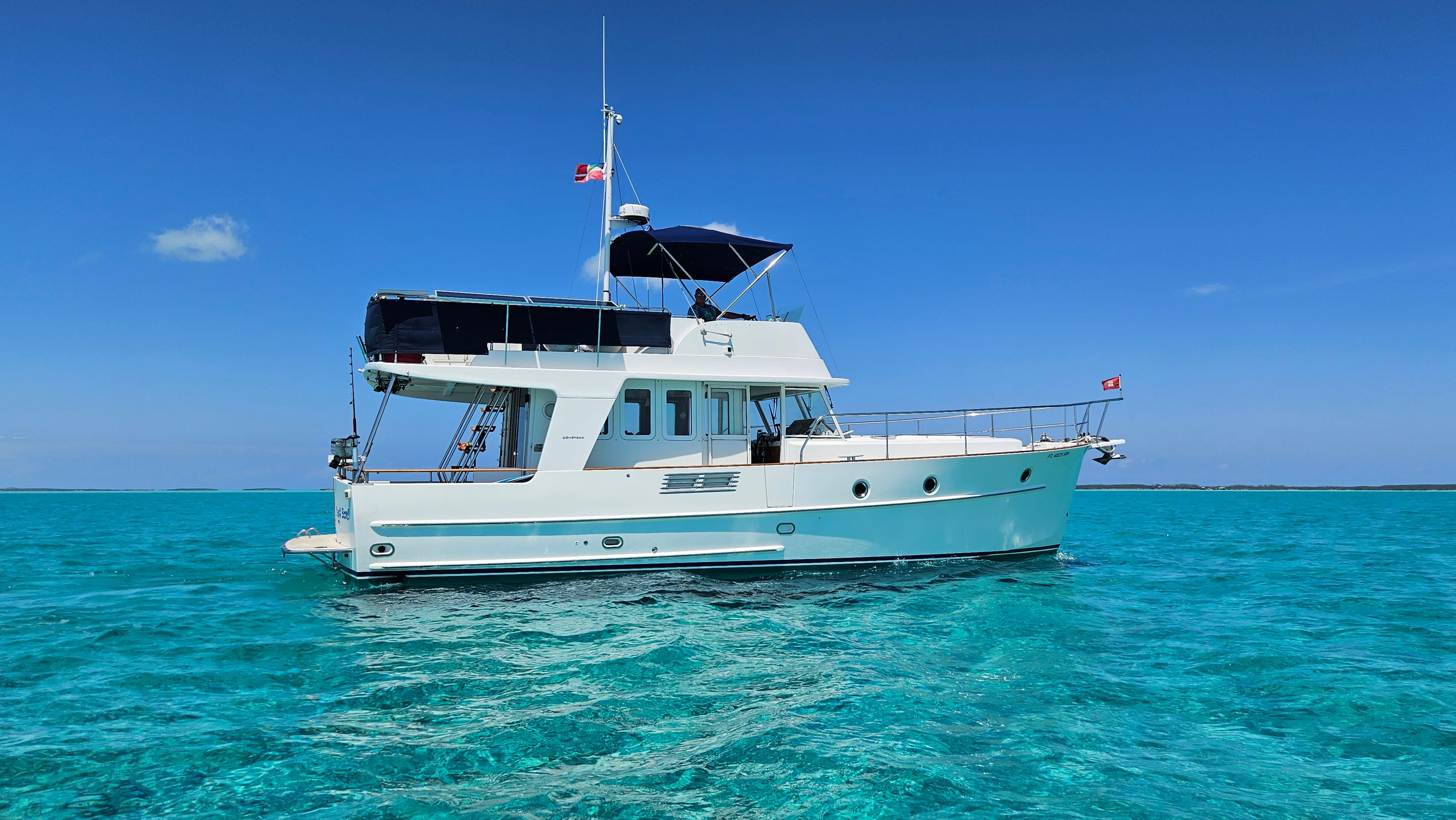 Yacht Photos Pics
