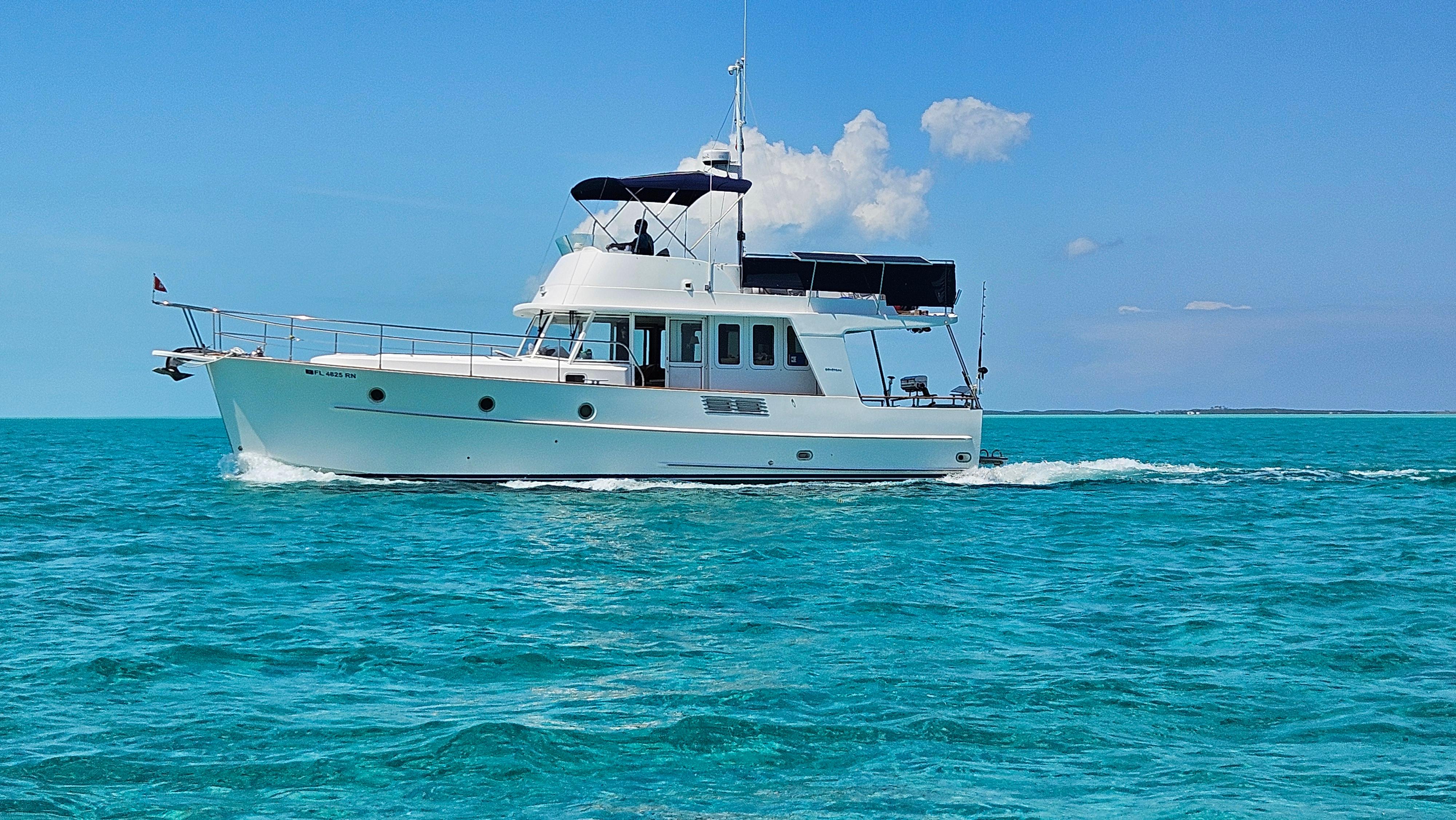 Yacht Photos Pics