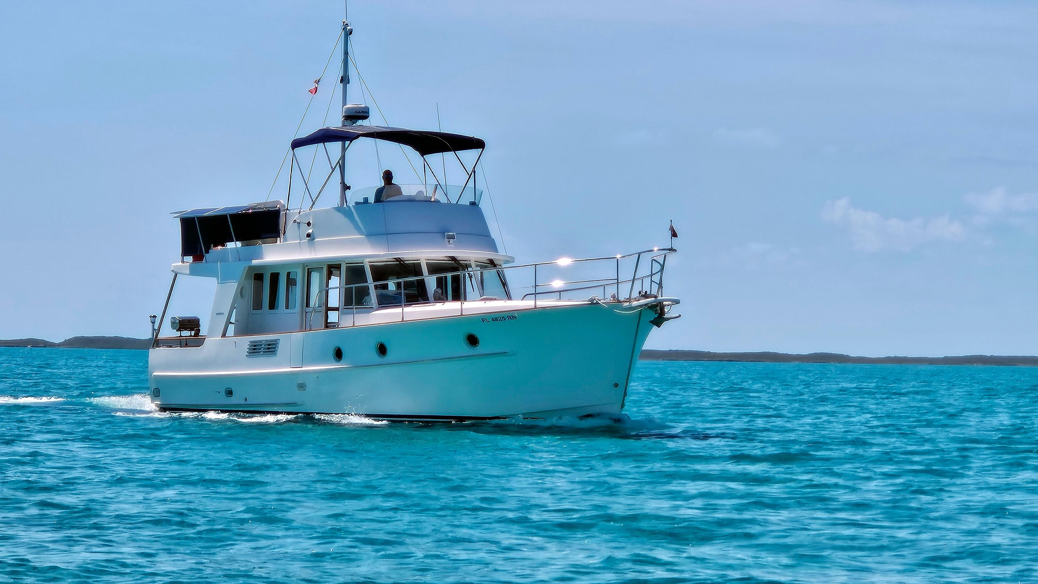 Yacht Photos Pics
