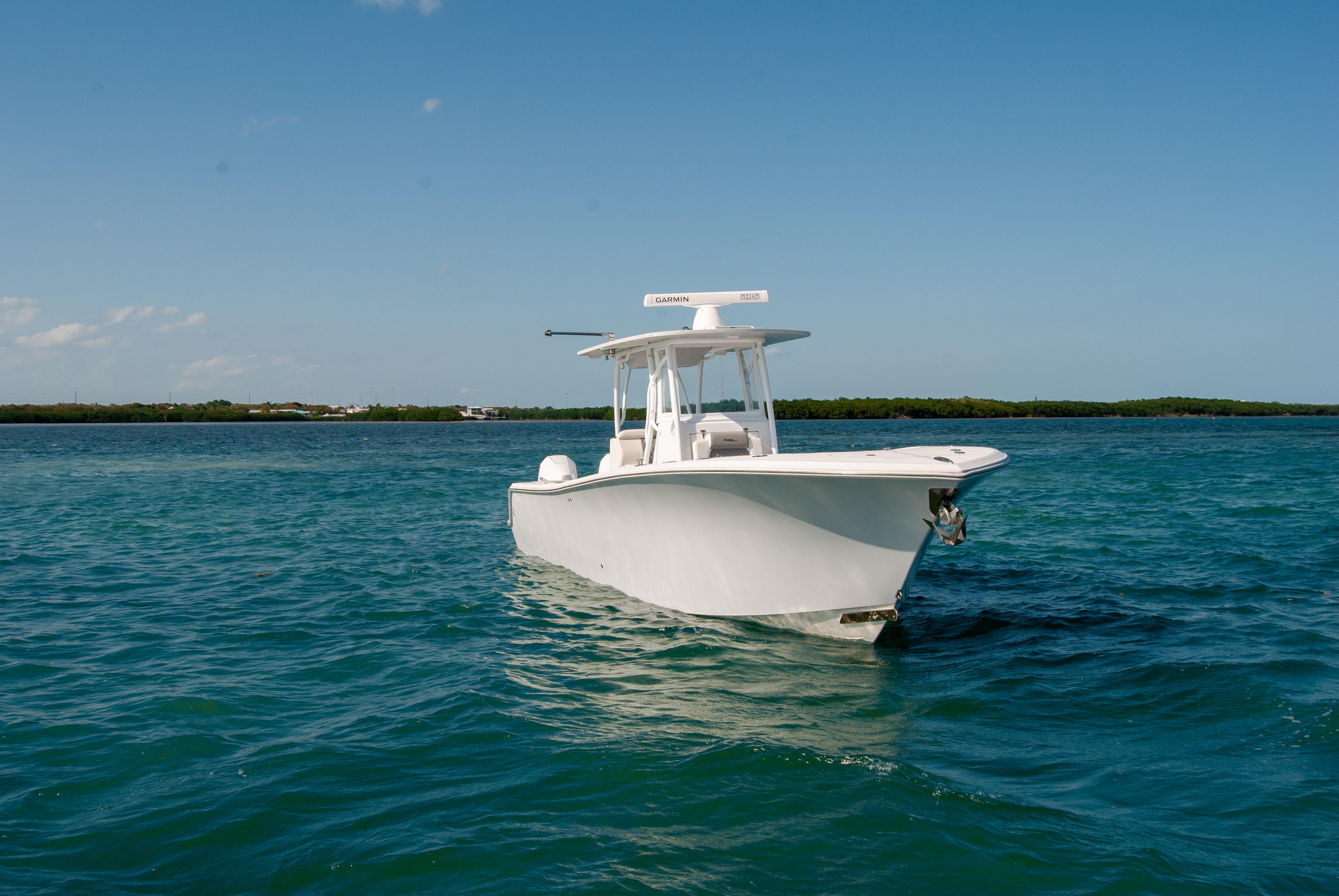 2023-front-runner-33-center-console-power-9629153-20241205101454189-1_XLARGE