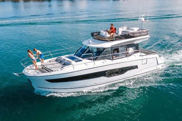 2024 Jeanneau NC 1295 Fly