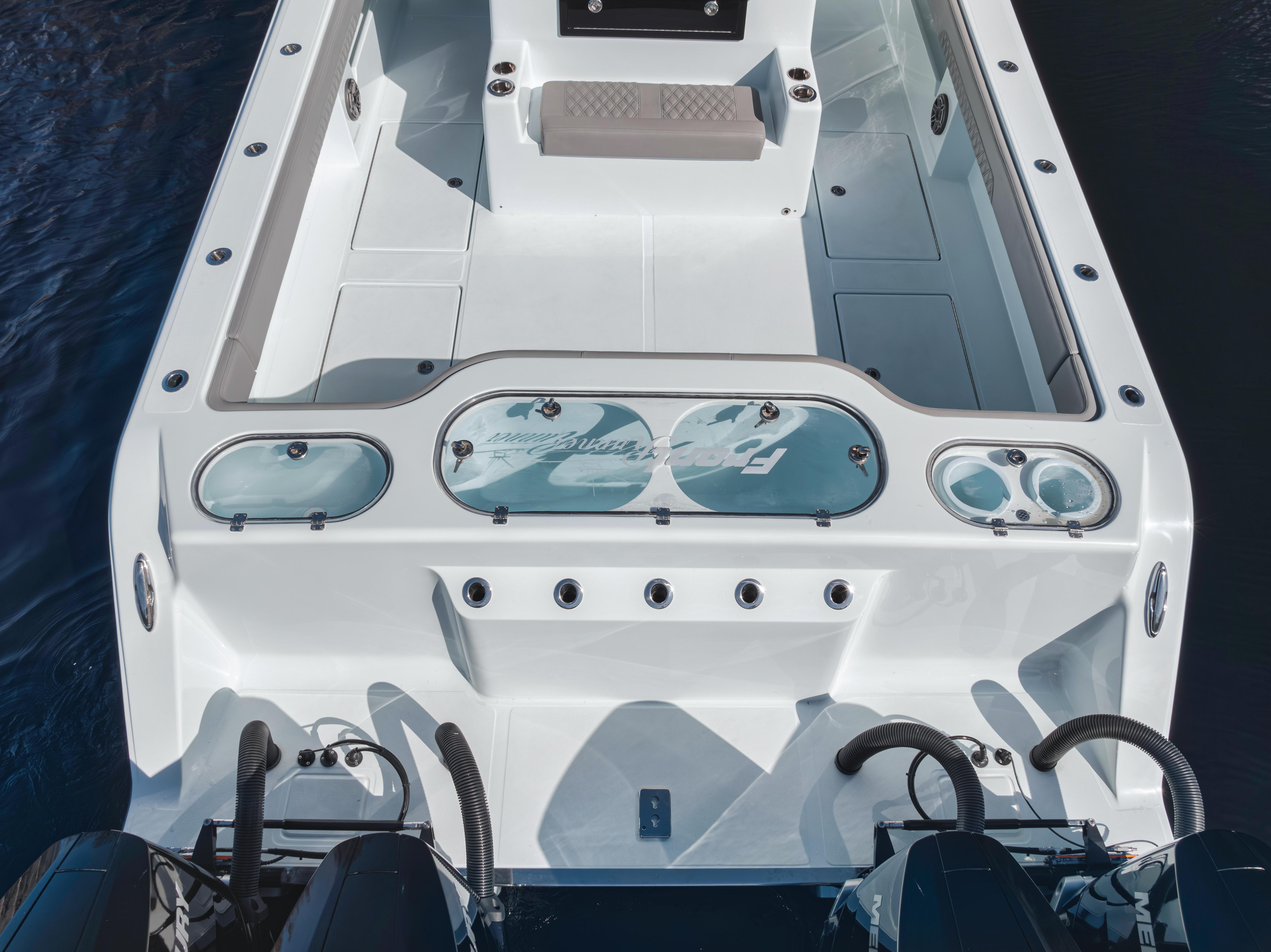 Front Runner-37 Catamaran 2026 -FL-US-2026 Front Runner 37 Catamaran, spacious deck view with dual engines.-9829170 | Thumbnail