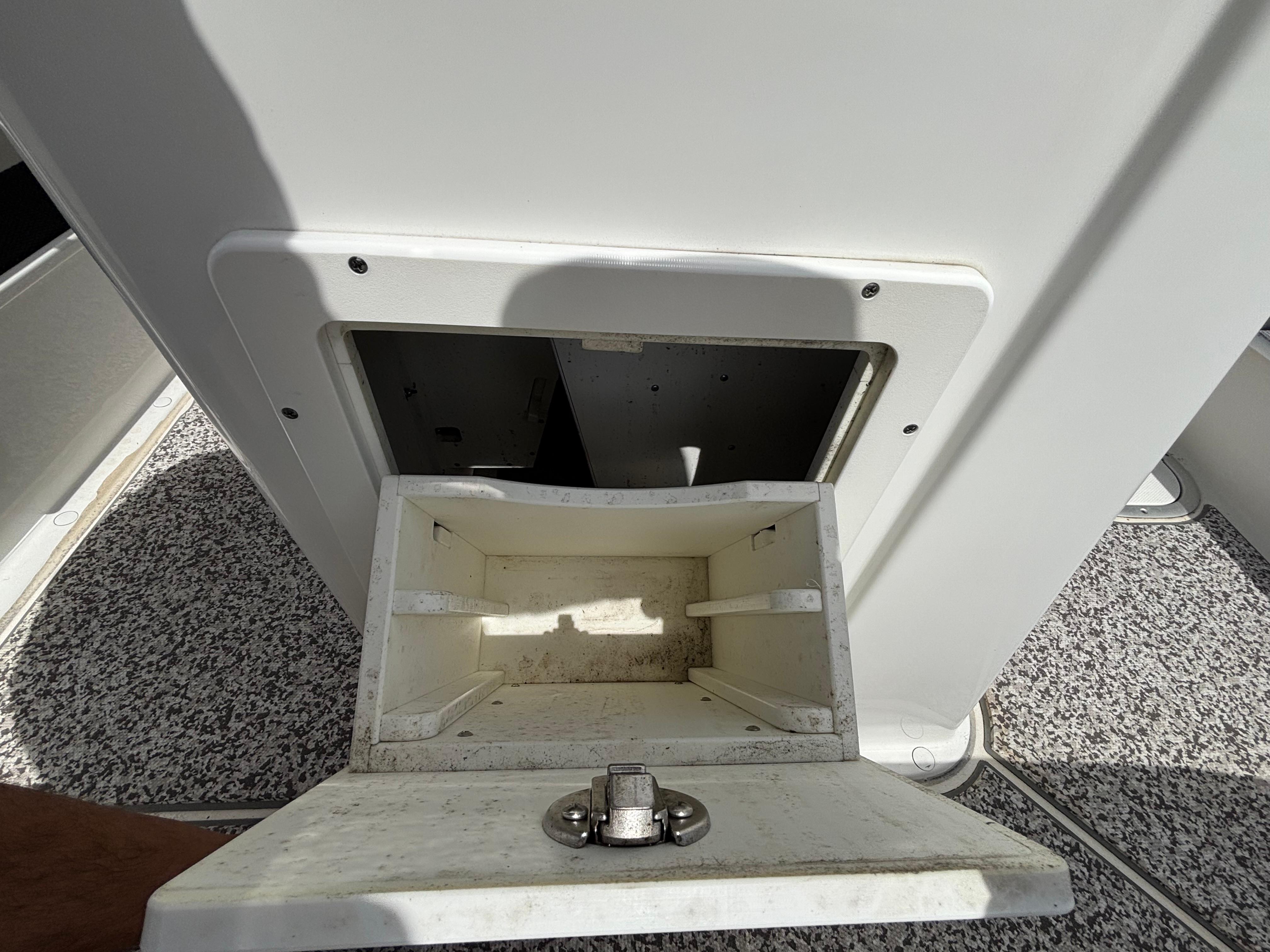 2019-cape-horn-24-os-power-9779108-20250501141636872-1_XLARGE
