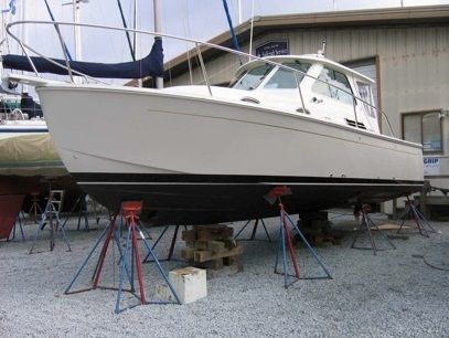 Port side on the hard