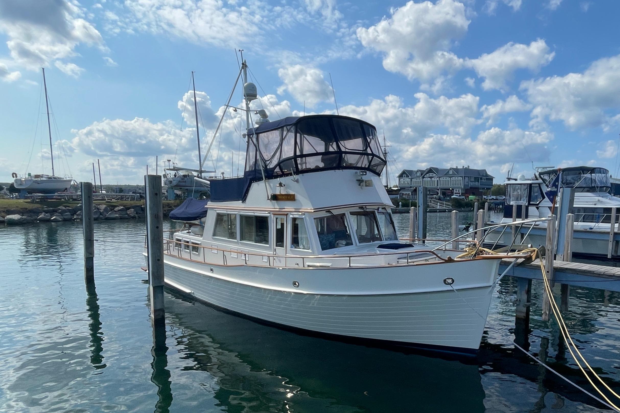 yacht-image