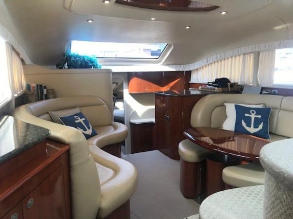 2004 Sea Ray boat for sale, model of the boat is 390 Motor Yacht & Image # 10 of 49