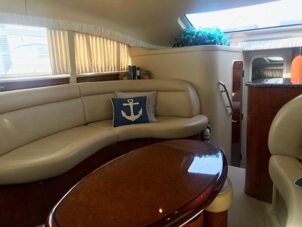 2004 Sea Ray boat for sale, model of the boat is 390 Motor Yacht & Image # 25 of 49