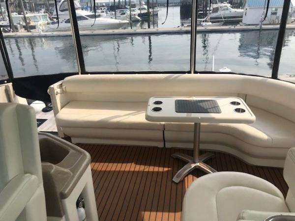 2004 Sea Ray boat for sale, model of the boat is 390 Motor Yacht & Image # 39 of 49