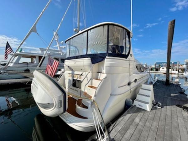 2004 Sea Ray boat for sale, model of the boat is 390 Motor Yacht & Image # 48 of 49