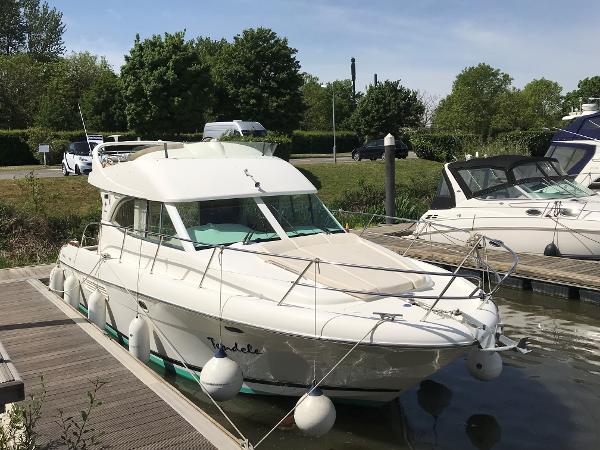 2004 Jeanneau Prestige 36
