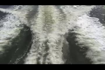 Hatteras 32 Flybridge Fisherman video
