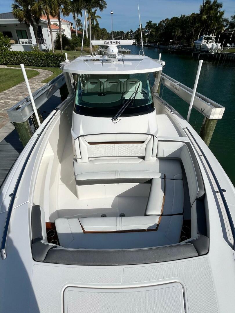 tiara yachts sarasota