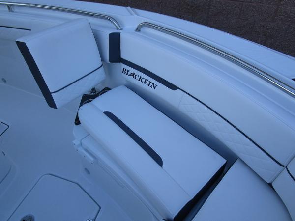 2021 Blackfin boat for sale, model of the boat is 222CC & Image # 25 of 40