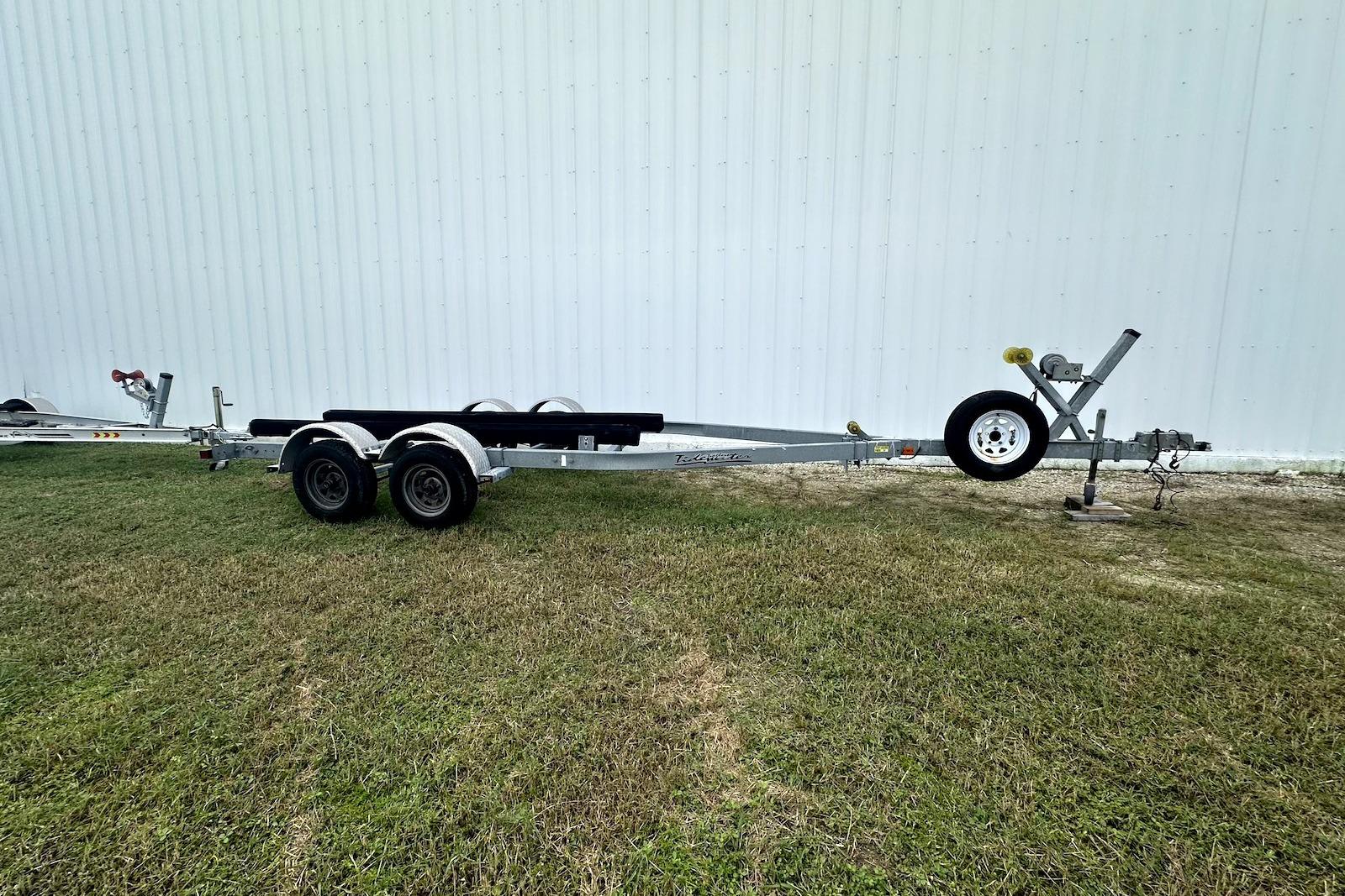 F 10544 RC Knot 10 Yacht Sales F 10544 RC Knot 10 Yacht Sales