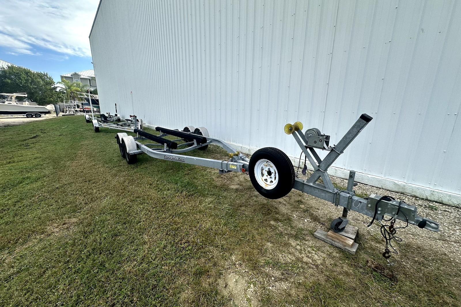 F 10544 RC Knot 10 Yacht Sales F 10544 RC Knot 10 Yacht Sales