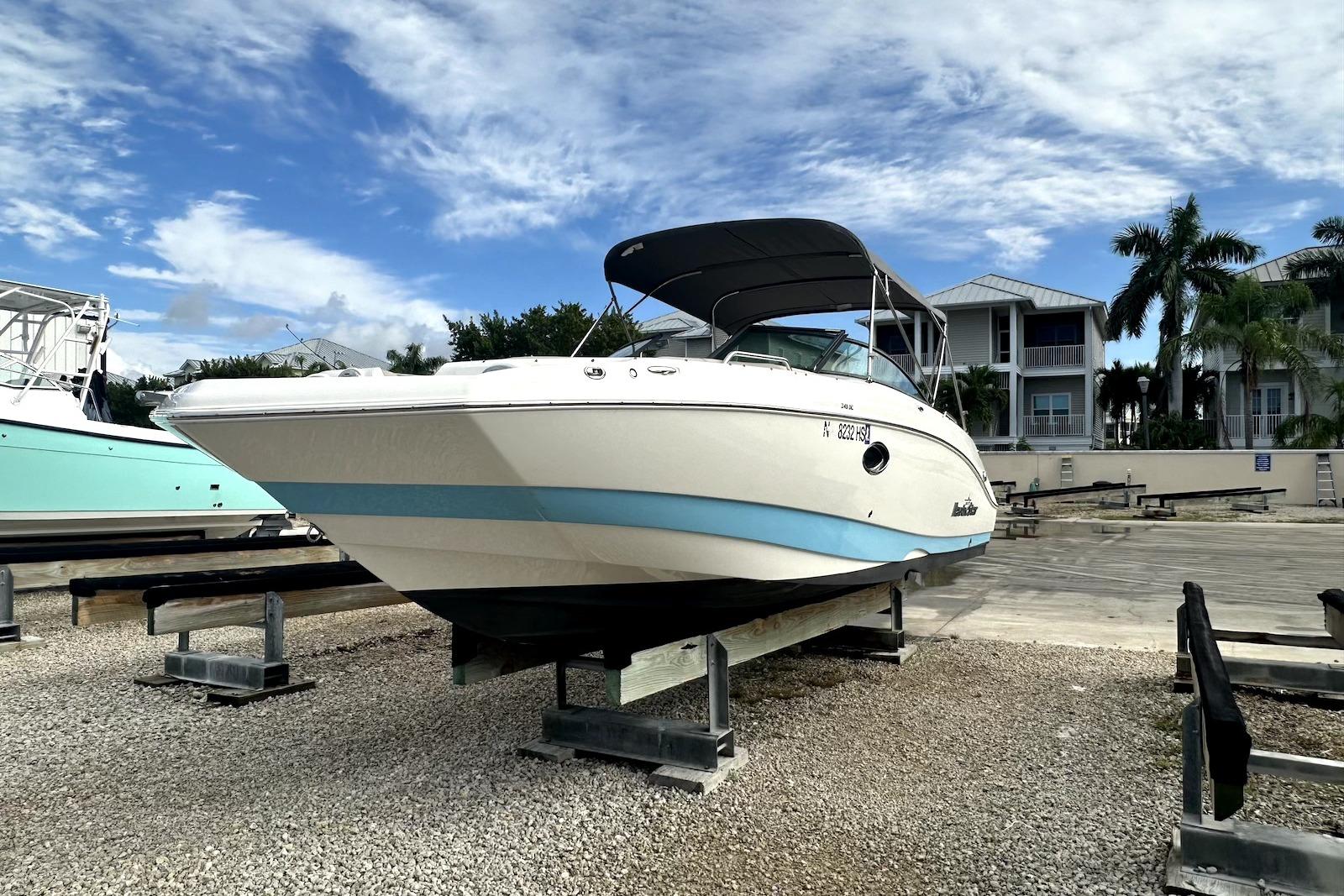 F 10544 RC Knot 10 Yacht Sales F 10544 RC Knot 10 Yacht Sales